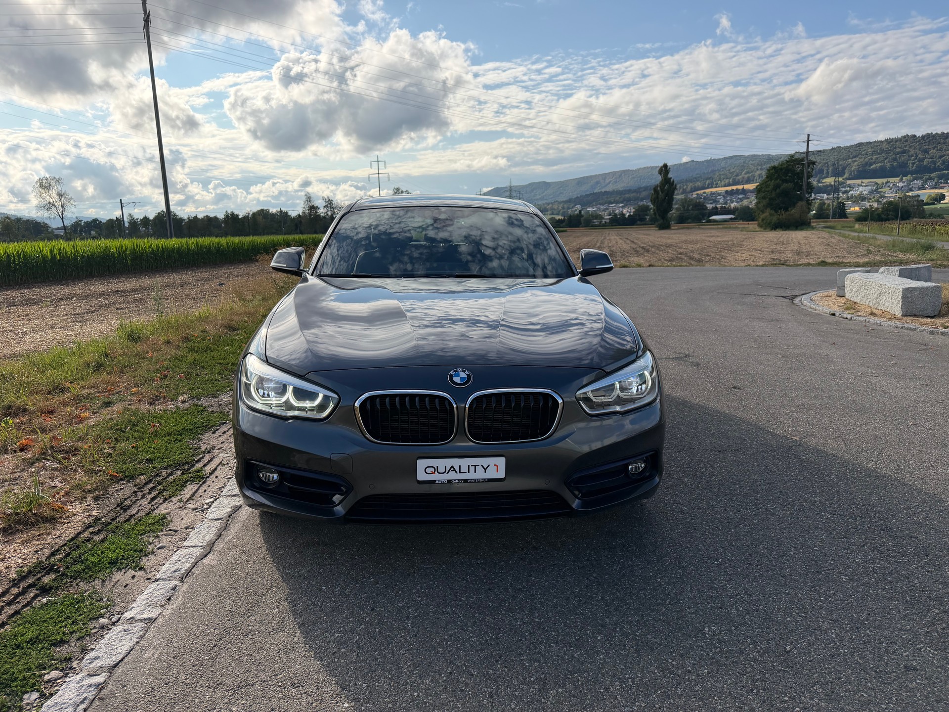 BMW 118i Edition Sport Line Steptronic-image-6