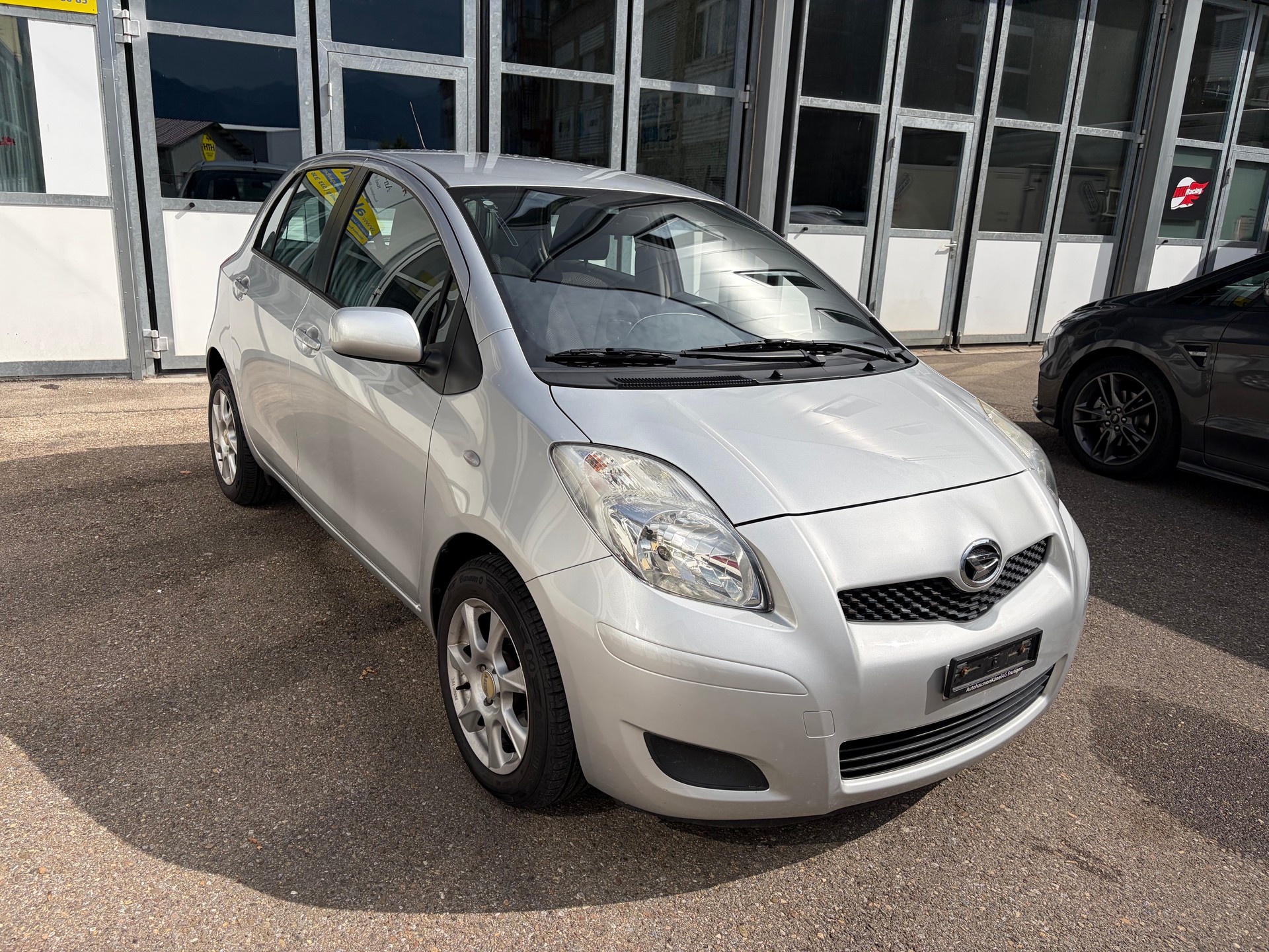 DAIHATSU Charade 1.3 16V SX-showroom-element-1