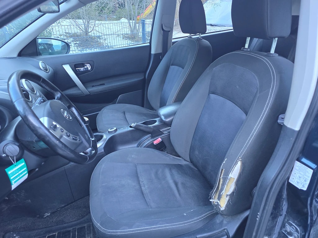 NISSAN Qashqai 2.0 dCi 4WD acenta-image-7
