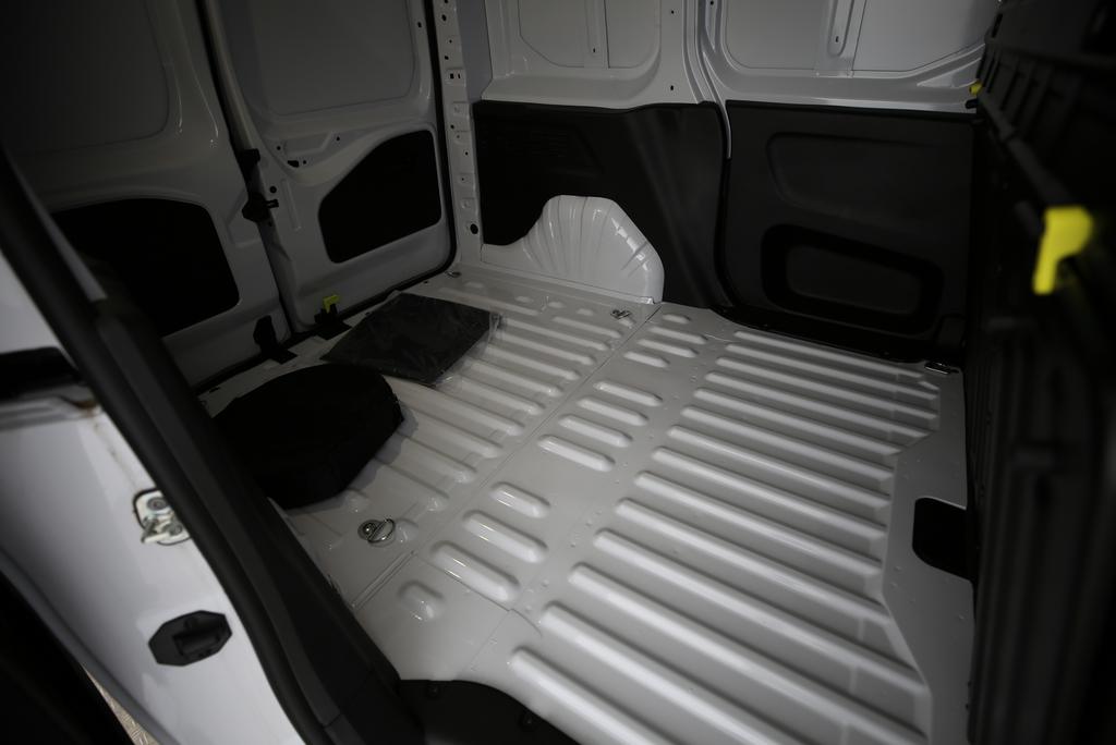 TOYOTA PROACE CITY Van L1 52KWh Active-image-12