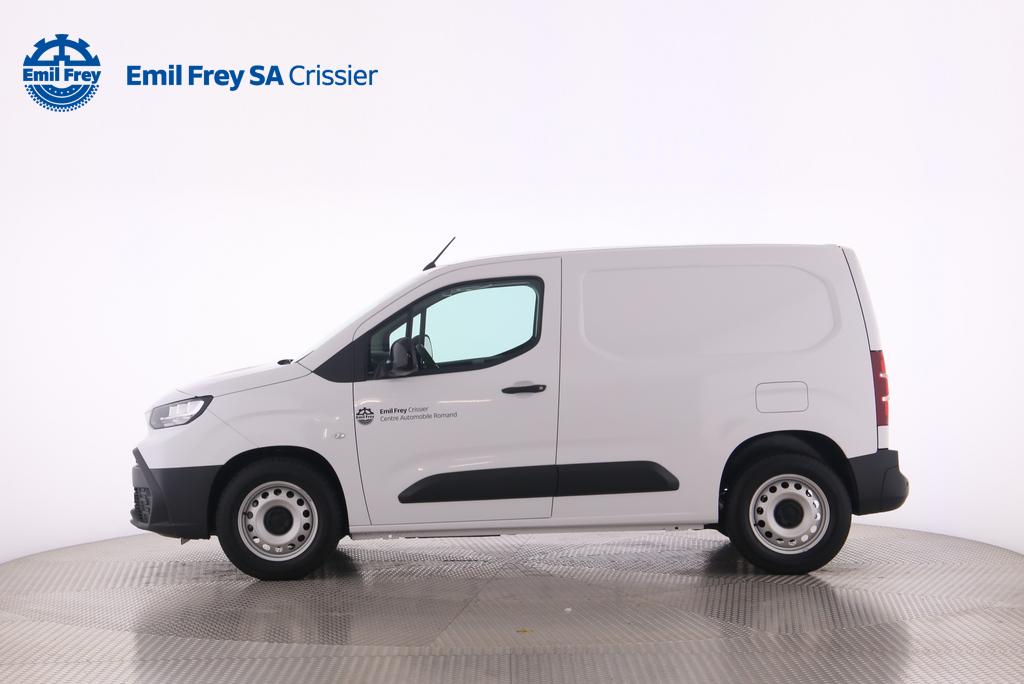 TOYOTA PROACE CITY Van L1 52KWh Active-image-2