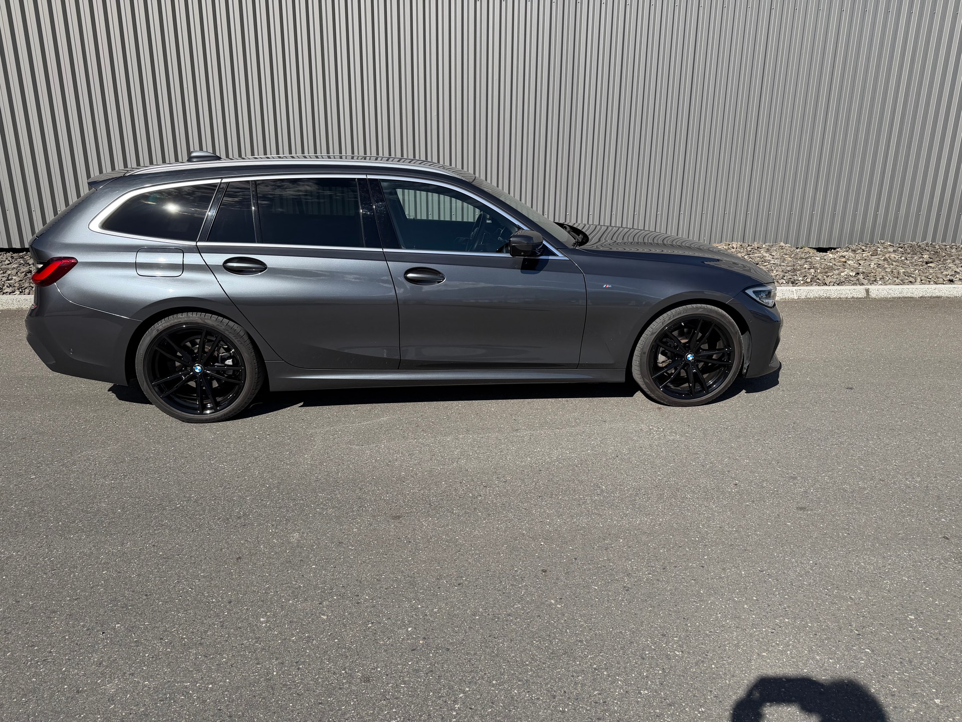 BMW 320d xDrive Touring M Sport Steptronic ATTELAGE 1800kg-image-6