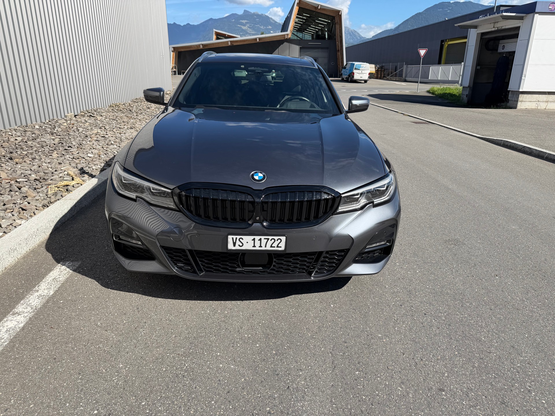 BMW 320d xDrive Touring M Sport Steptronic ATTELAGE 1800kg-image-4