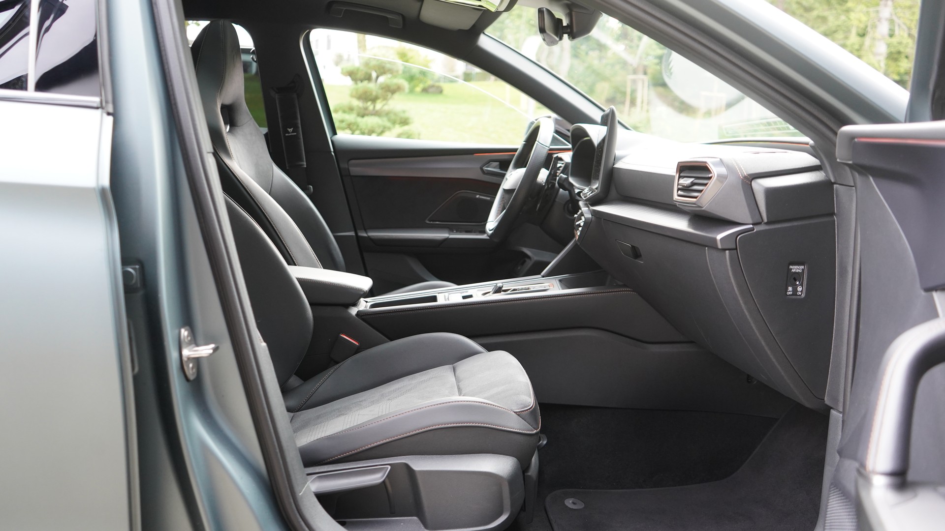 CUPRA Cupra Leon E-Hybrid VZ 272 PS-image-14