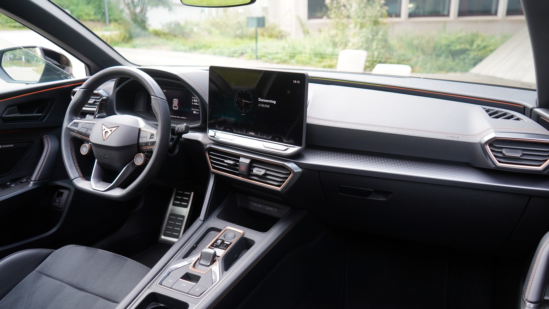 CUPRA Cupra Leon E-Hybrid VZ 272 PS-image-11