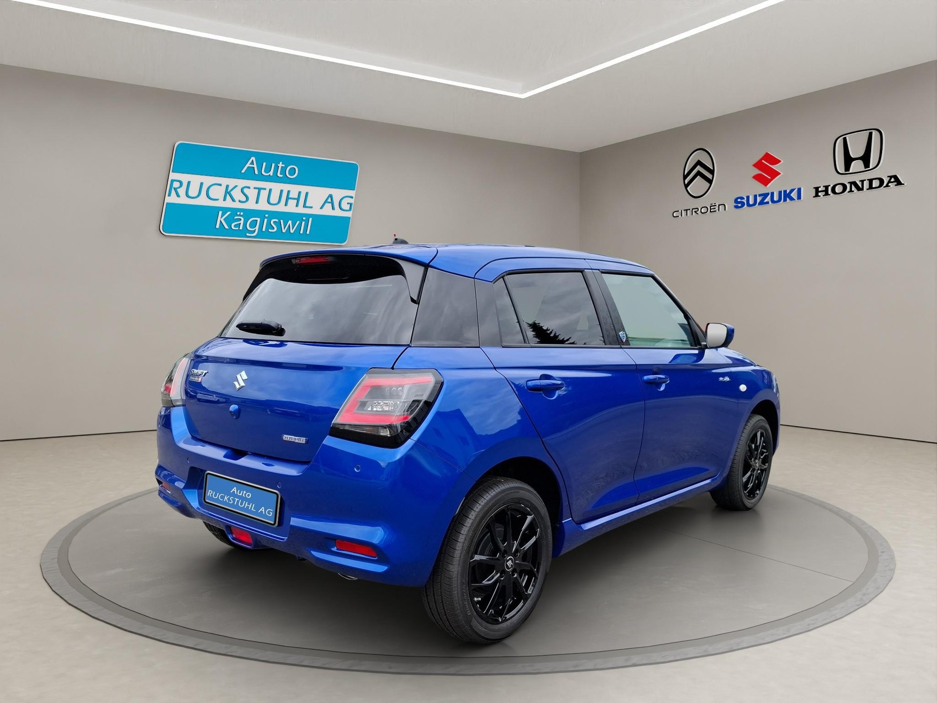 SUZUKI Swift 1.2 Piz Sulai Hybrid 4x4-image-2