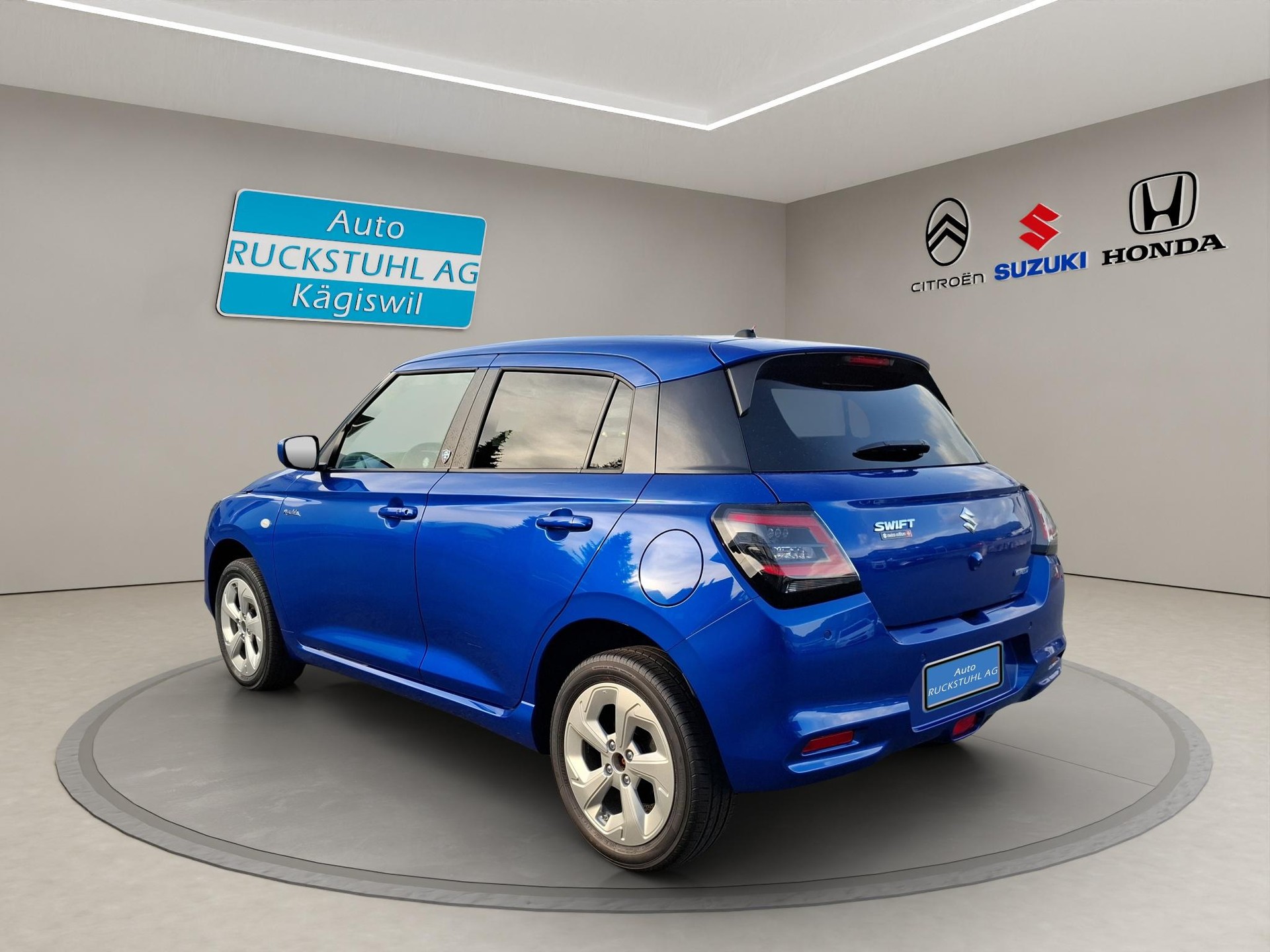 SUZUKI Swift 1.2 Piz Sulai Hybrid 4x4-image-4