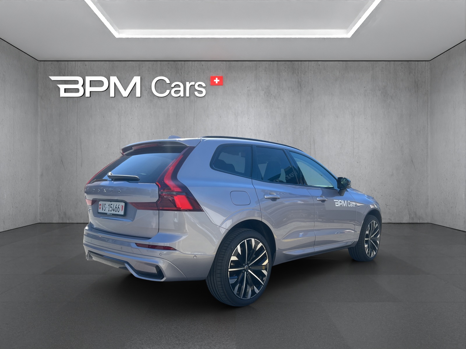 Image VOLVO XC60 XC60 T6 eAWD PluginHybrid Ultra Dark Geartronic