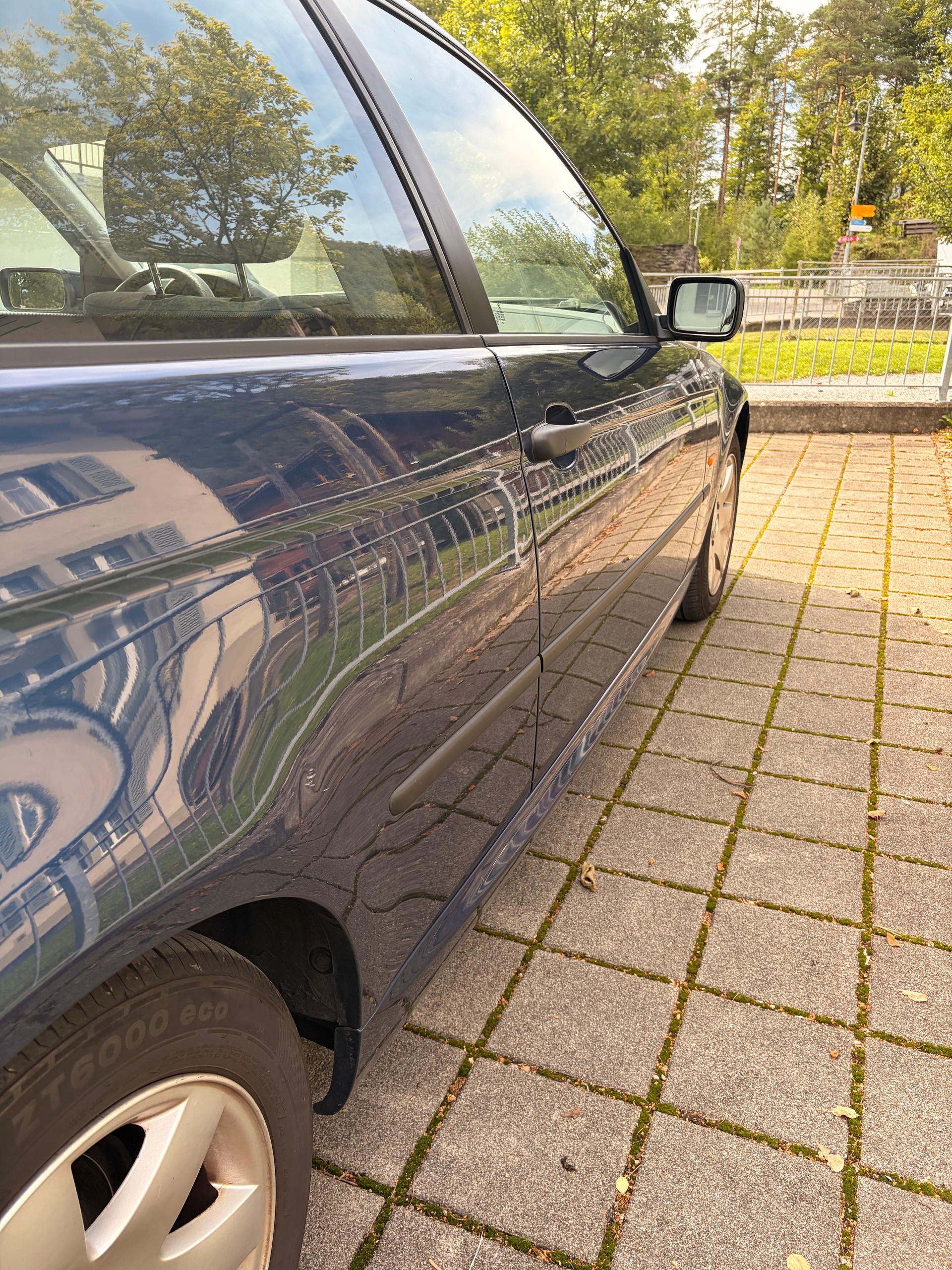 BMW 316ti-image-6