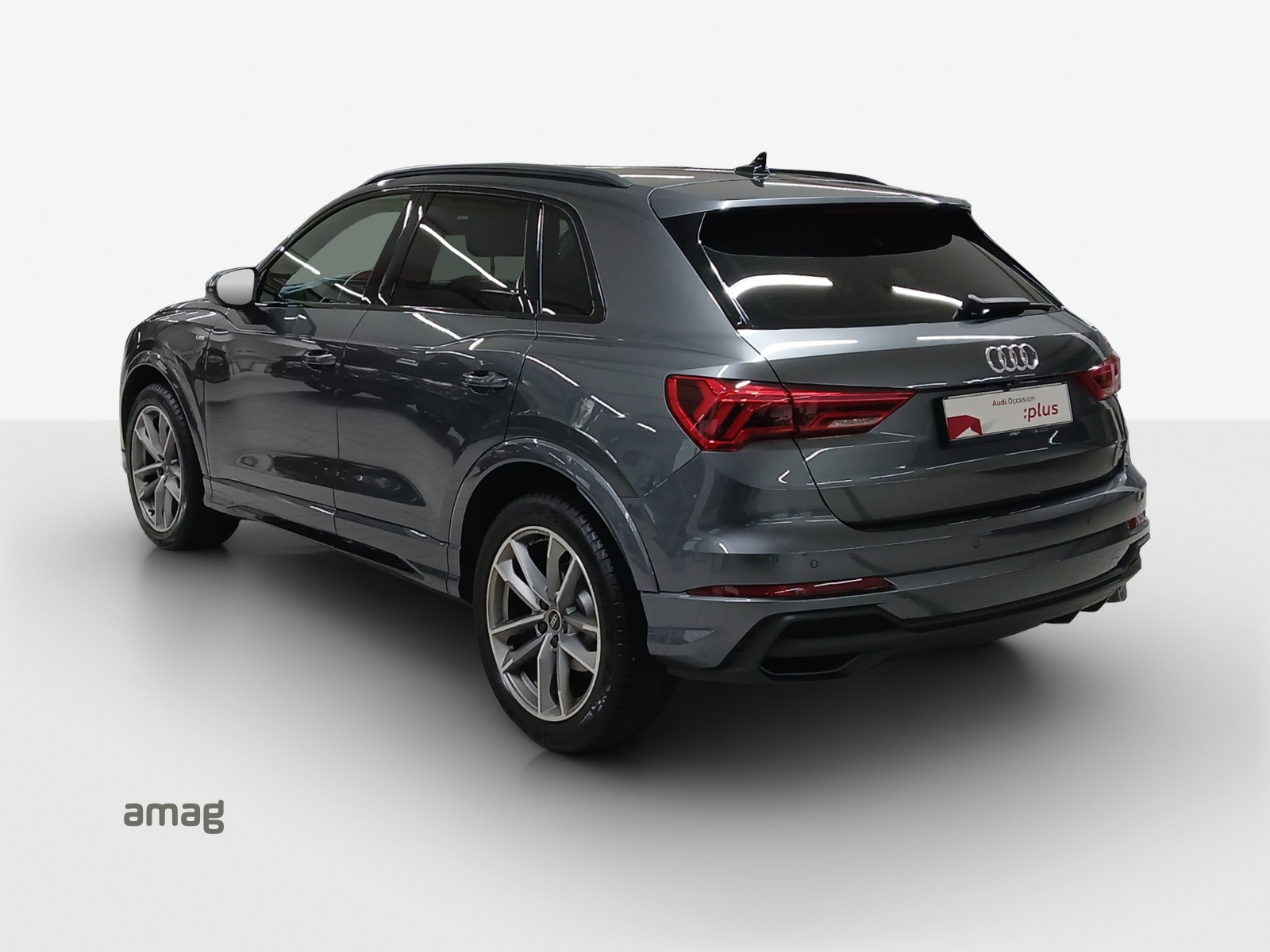 AUDI Q3 35 TFSI S line Attraction S-tronic-image-2