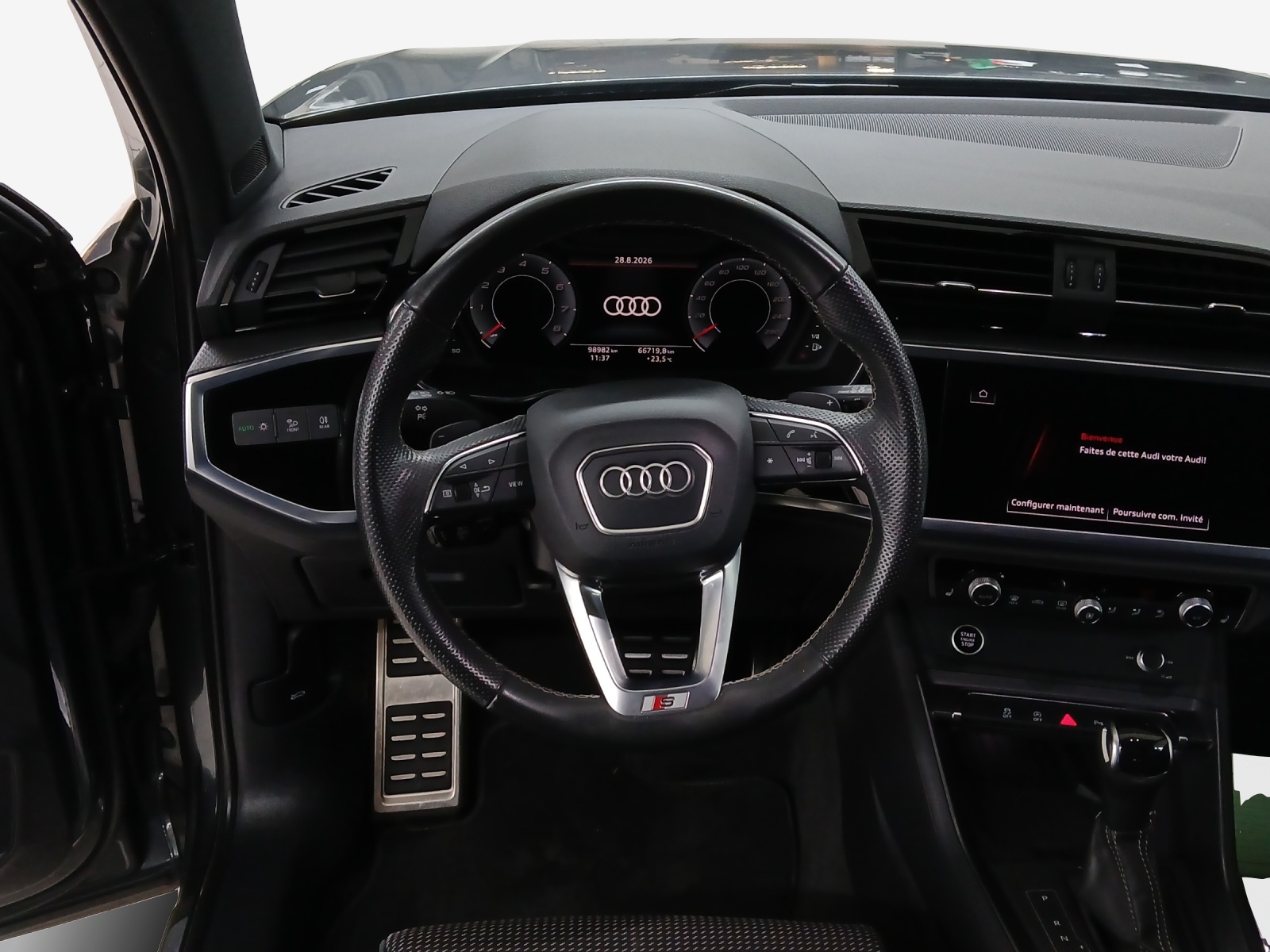 AUDI Q3 35 TFSI S line Attraction S-tronic-image-9
