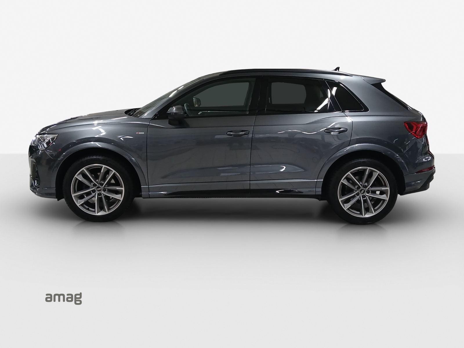 AUDI Q3 35 TFSI S line Attraction S-tronic-image-1