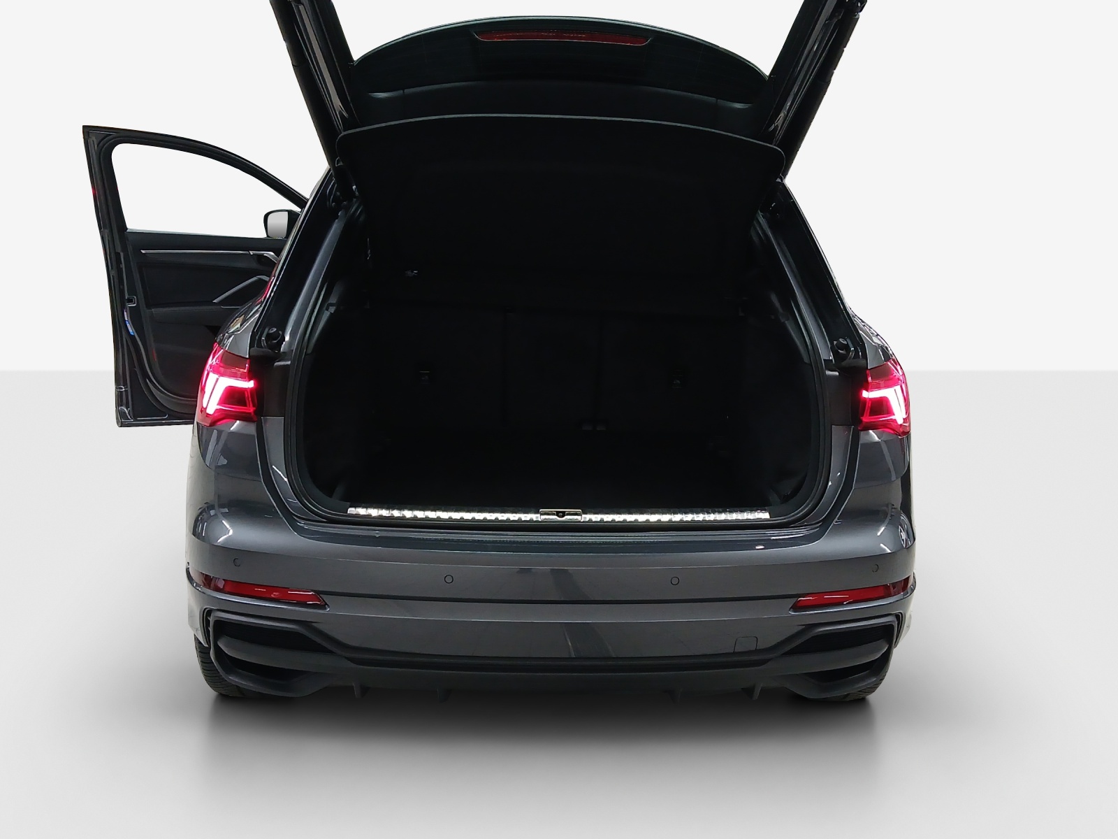 AUDI Q3 35 TFSI S line Attraction S-tronic-image-12