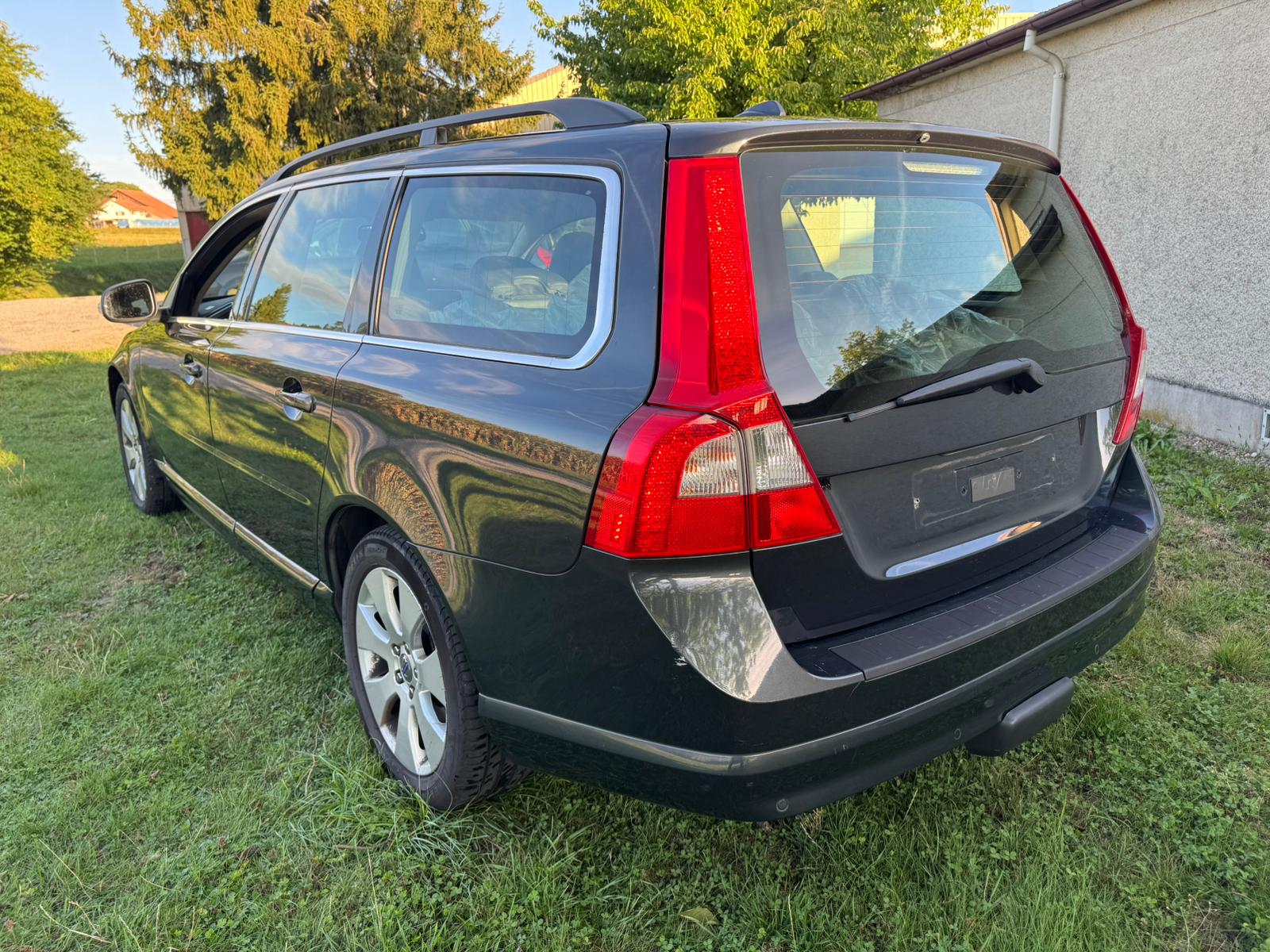 VOLVO V70 2.5T Summum Geartronic-image-5
