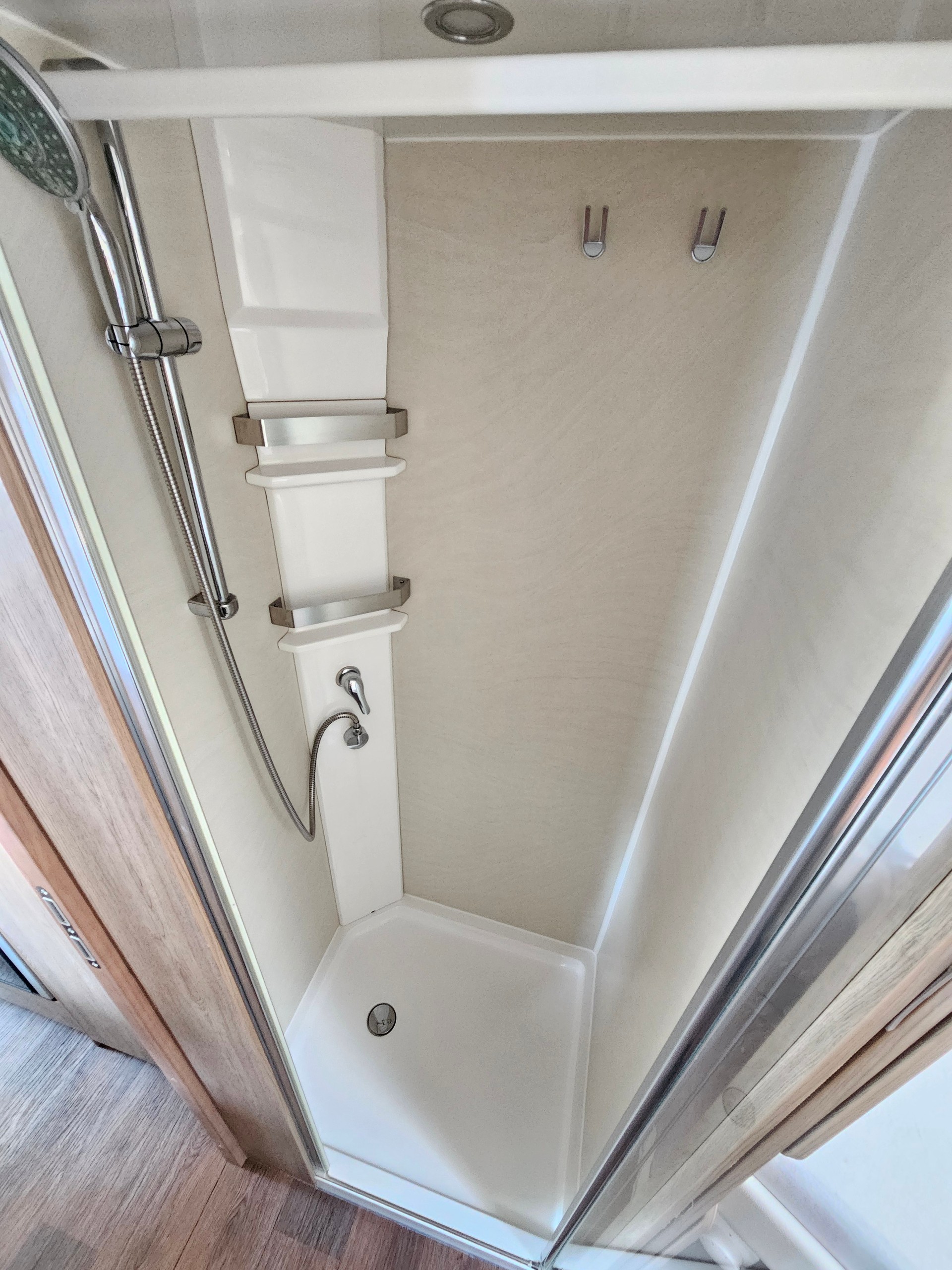 MORELO Home 78L mit Einzelbetten&Hubbett!-image-13