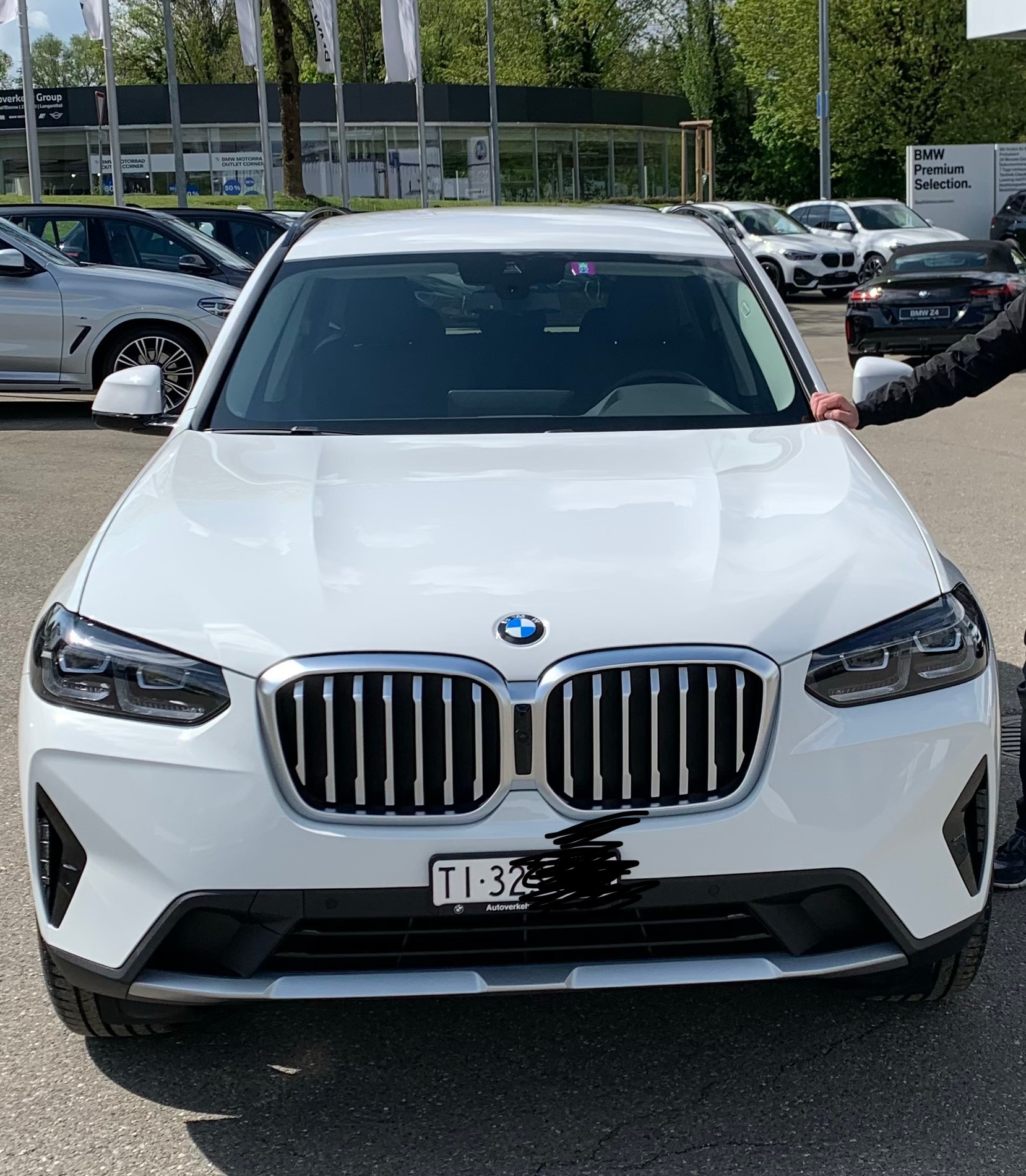 BMW 20d xDrive-image-1