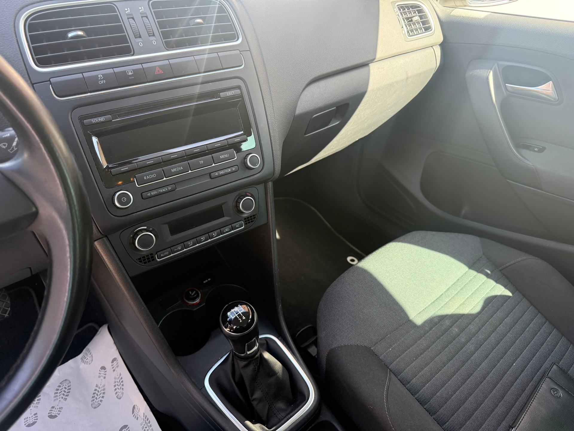 VW Polo 1.2 TSI Comfortline-image-13