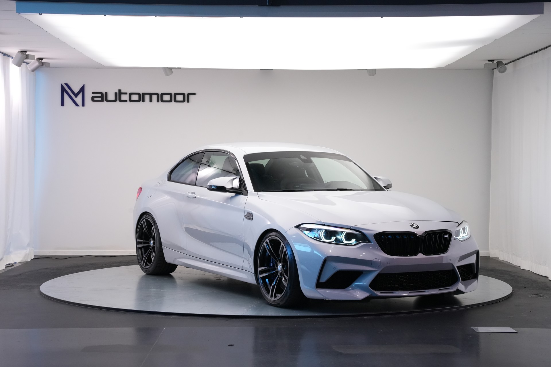 BMW M2 Competition Drivelogic *CH-Fahrzeug* *Hockenheimsilber*-showroom-element-2
