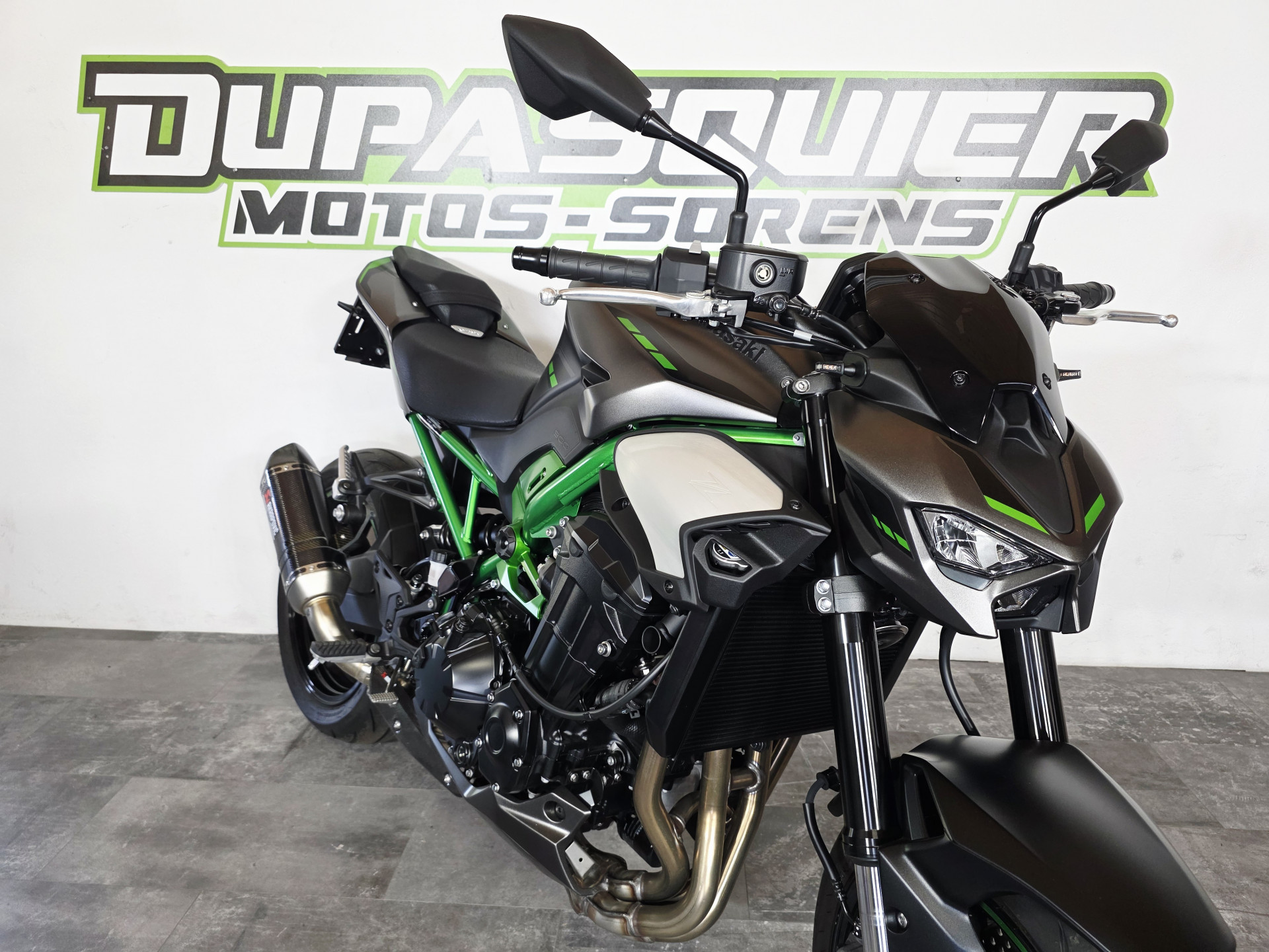 KAWASAKI Z 900-showroom-element-3