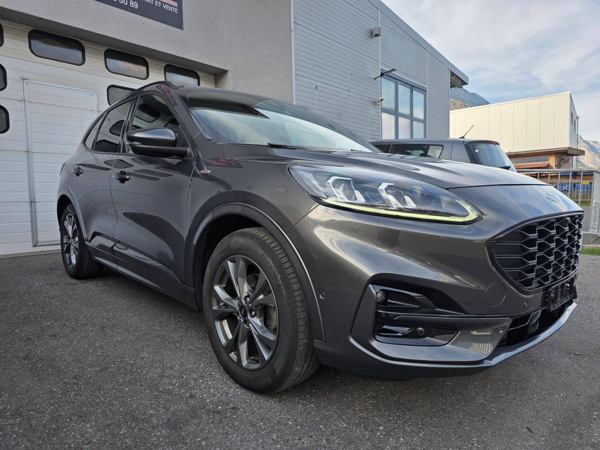 FORD Kuga 2.0 TDCi EcoBlue ST-Line 4WD Automat-image-5