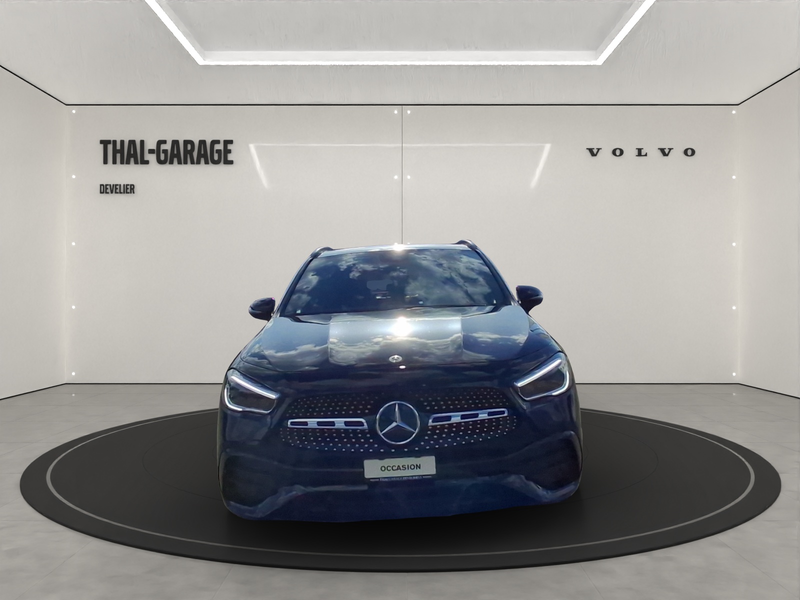 MERCEDES-BENZ Classe GLA H247 GLA 250 AMG Line 4matic-showroom-element-1