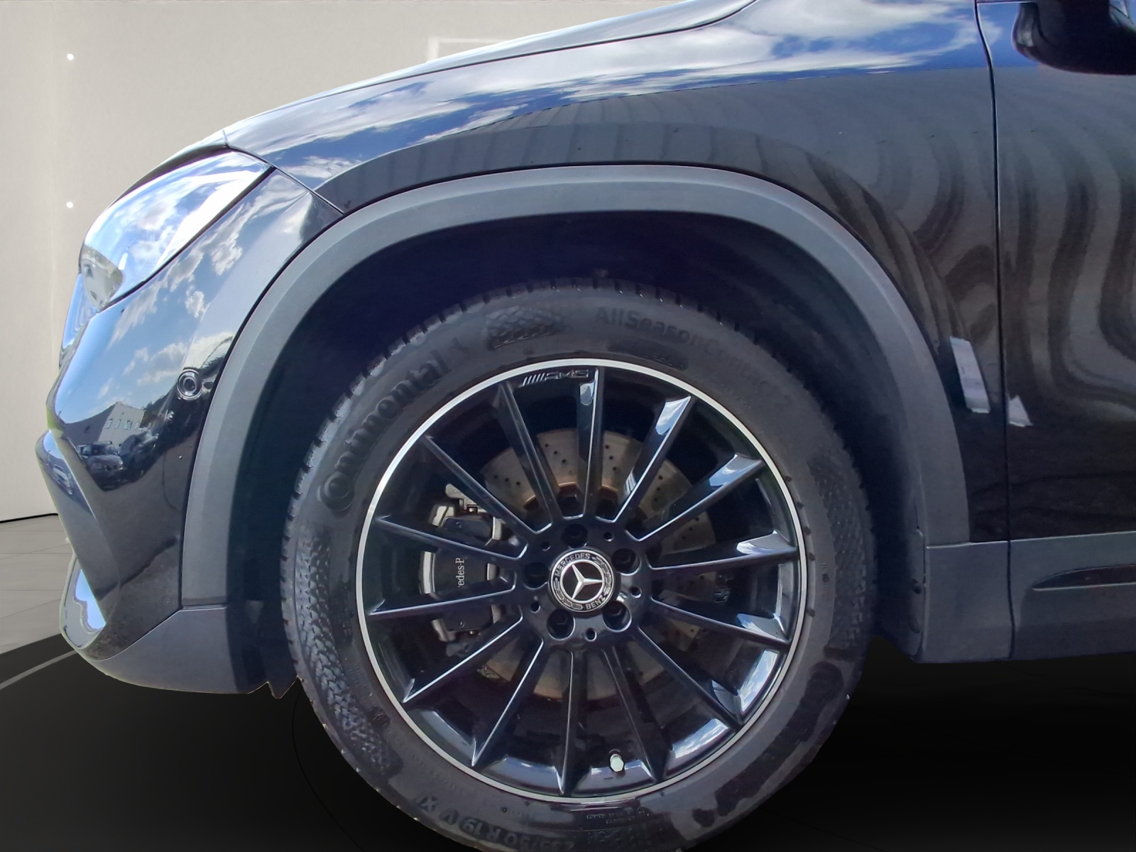 MERCEDES-BENZ Classe GLA H247 GLA 250 AMG Line 4matic-showroom-element-3