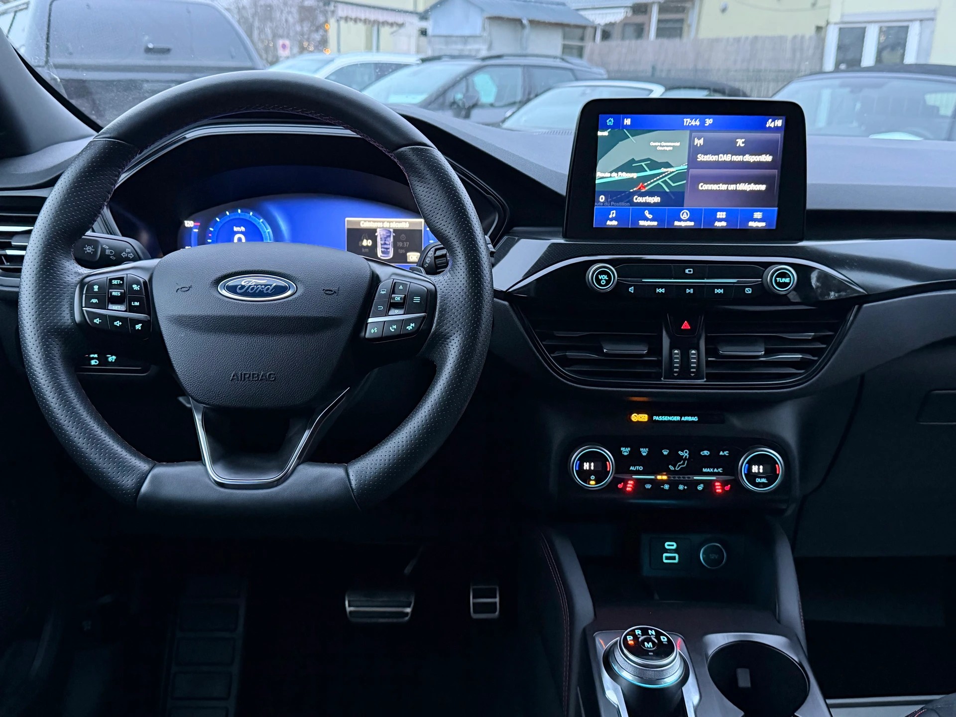 FORD Kuga 2.0 TDCi EcoBlue ST-Line 4WD Automat-image-4