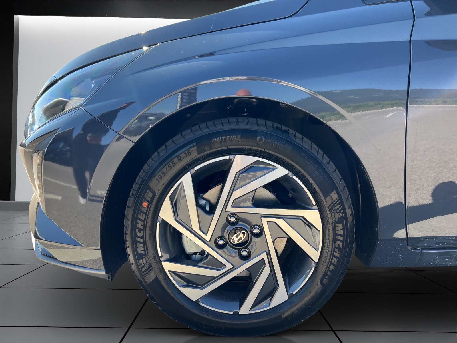 HYUNDAI i20 1.0 T-GDi Amplia DCT-image-5