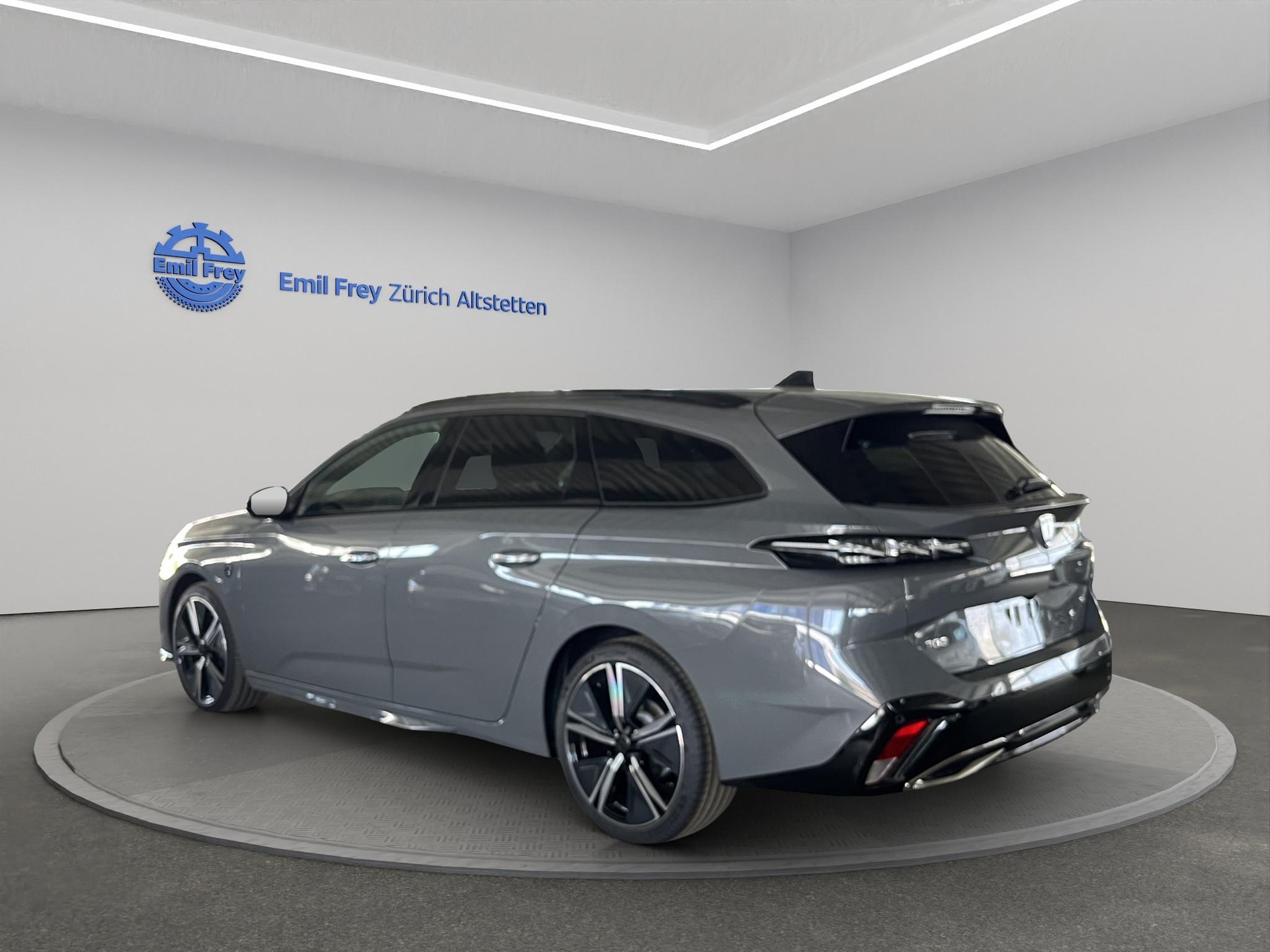 PEUGEOT 308 SW 1.2 Hybrid GT-image-1