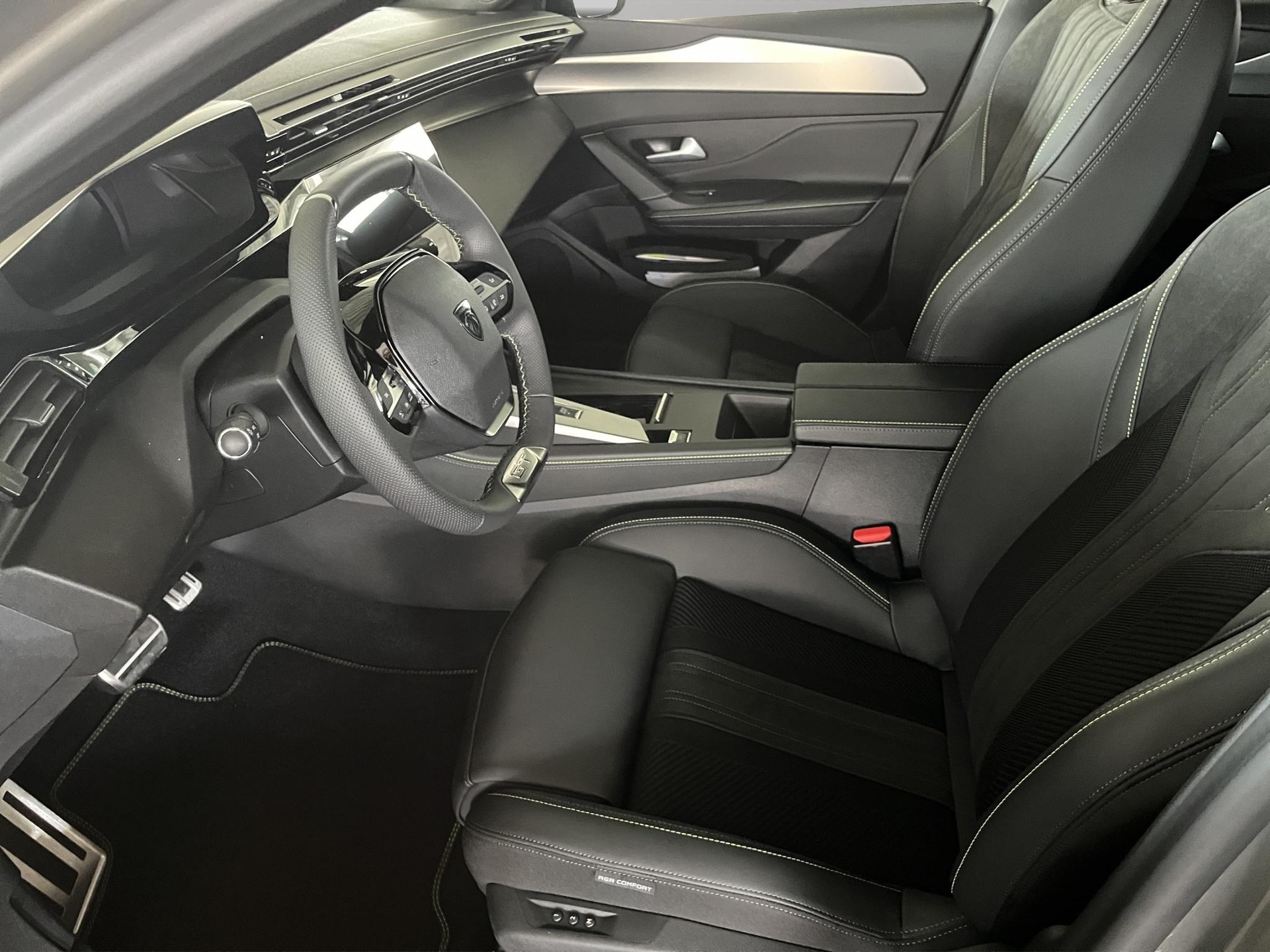 PEUGEOT 308 SW 1.2 Hybrid GT-image-6