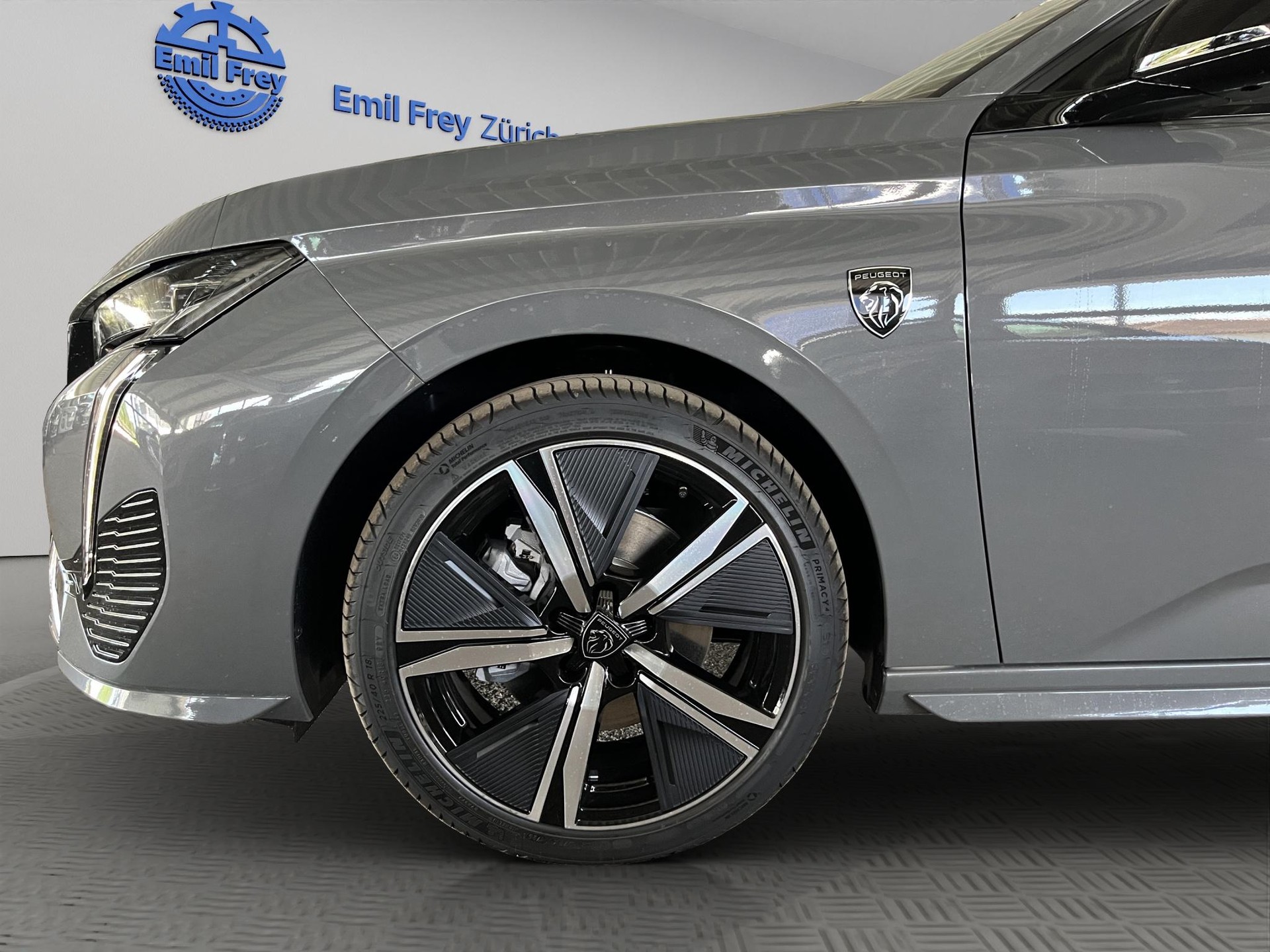 PEUGEOT 308 SW 1.2 Hybrid GT-image-10
