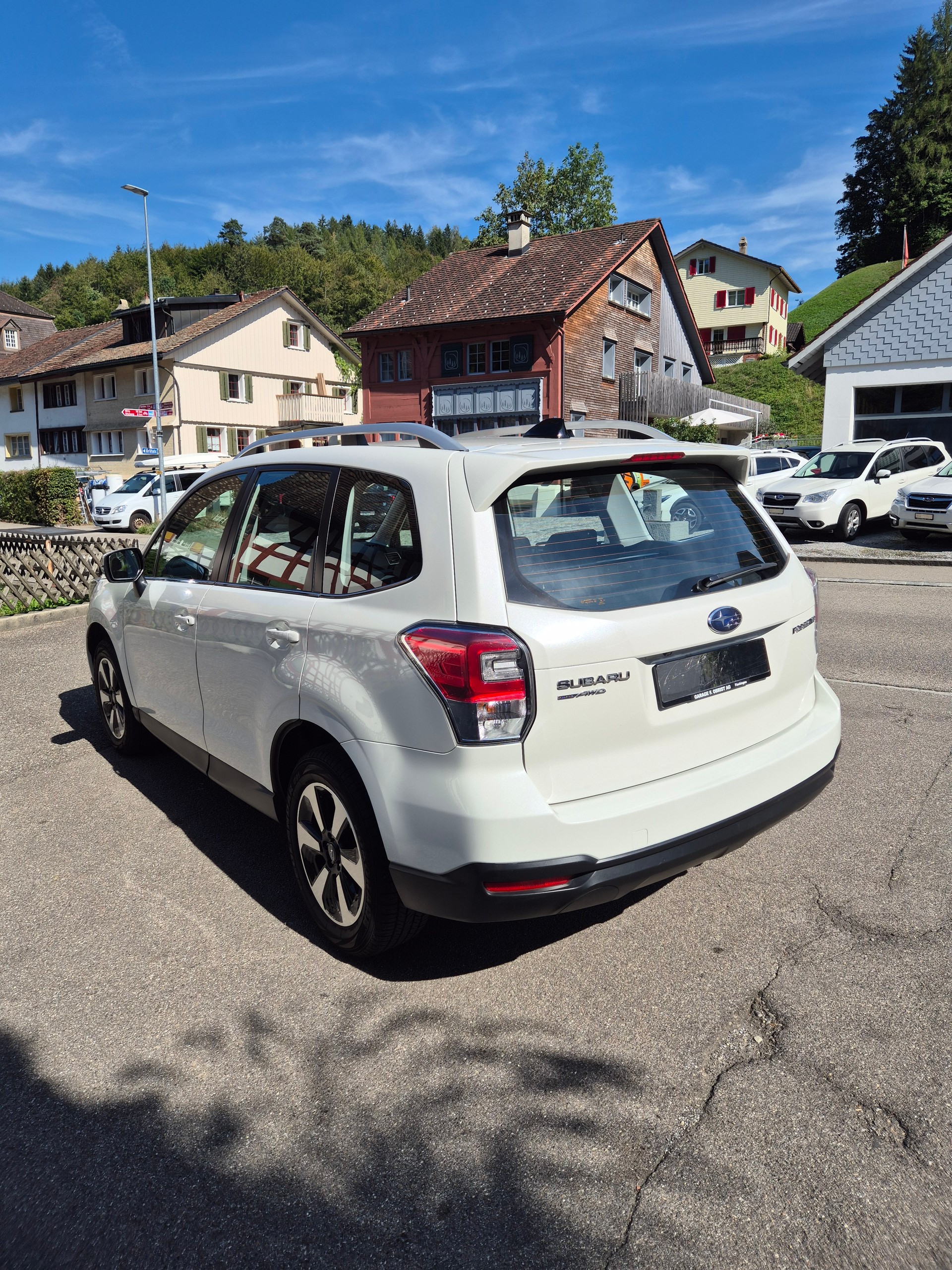 SUBARU Forester 2.0i Swiss Lineartronic-image-5