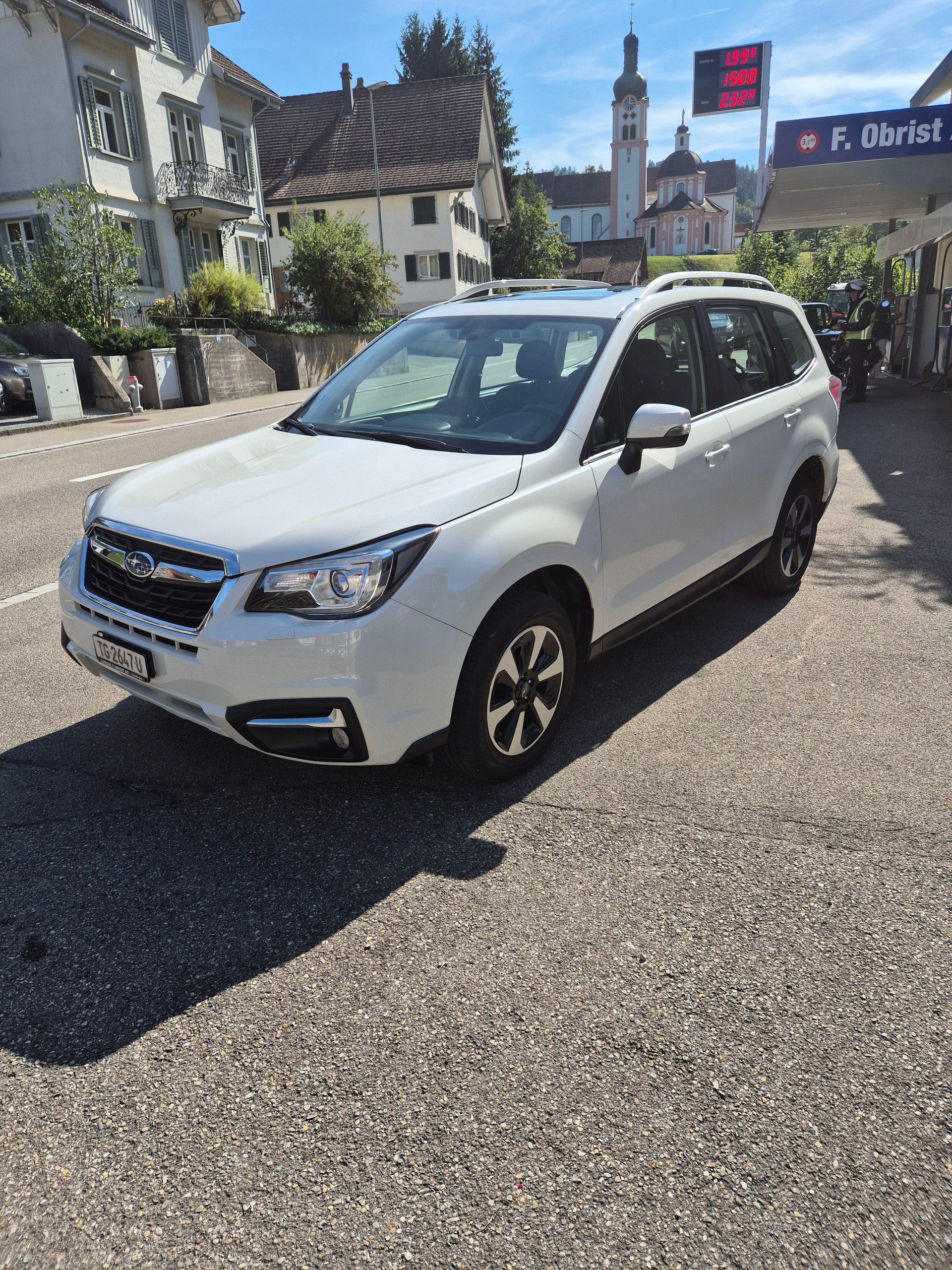SUBARU Forester 2.0i Swiss Lineartronic-image-2