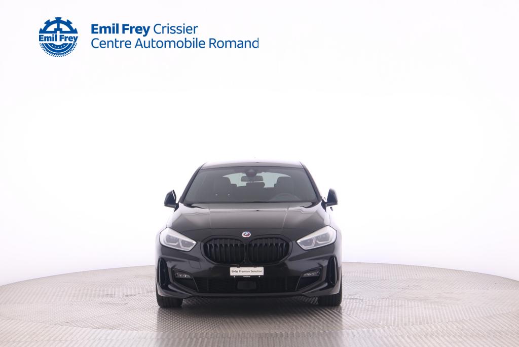 BMW 118i-image-7