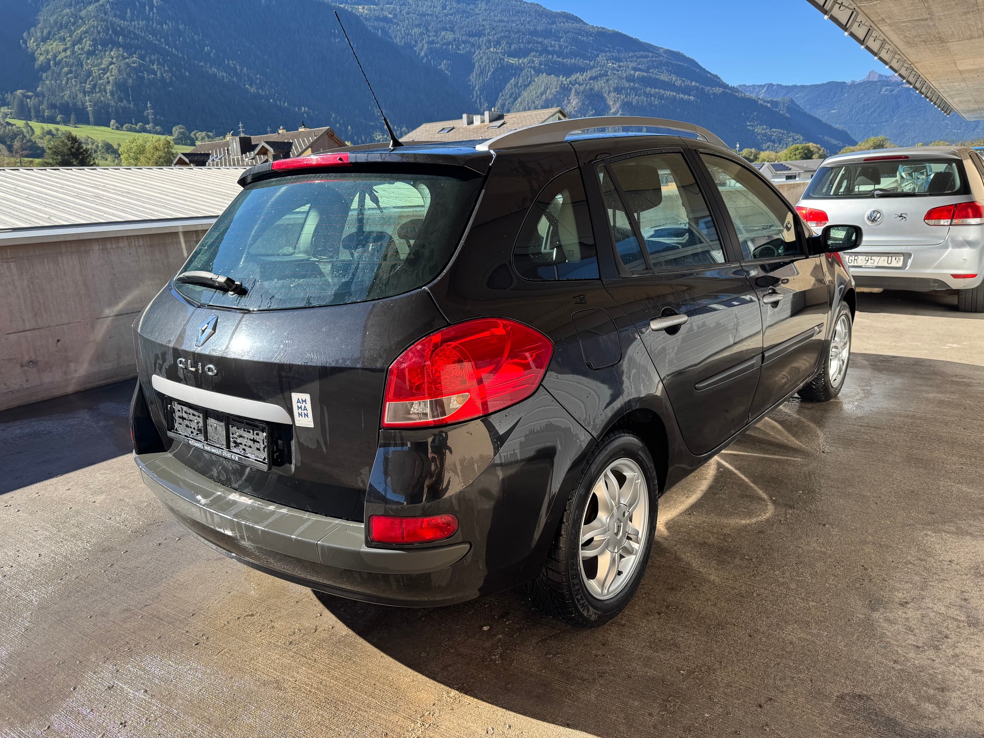 RENAULT Clio Grandtour 1.2 16V Turbo Dynamique-image-3