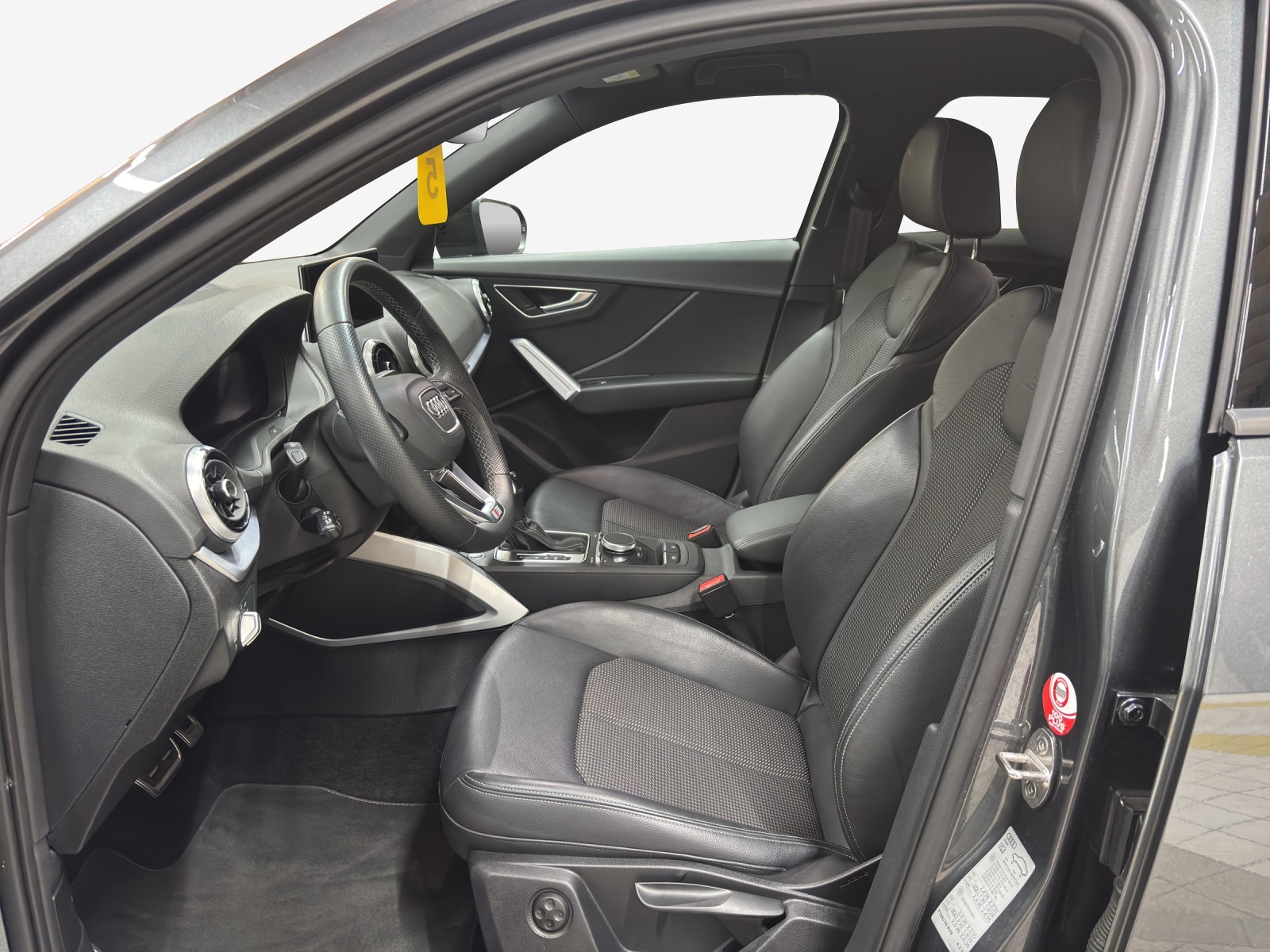 AUDI Q2 35 TFSI S line S-tronic-image-7
