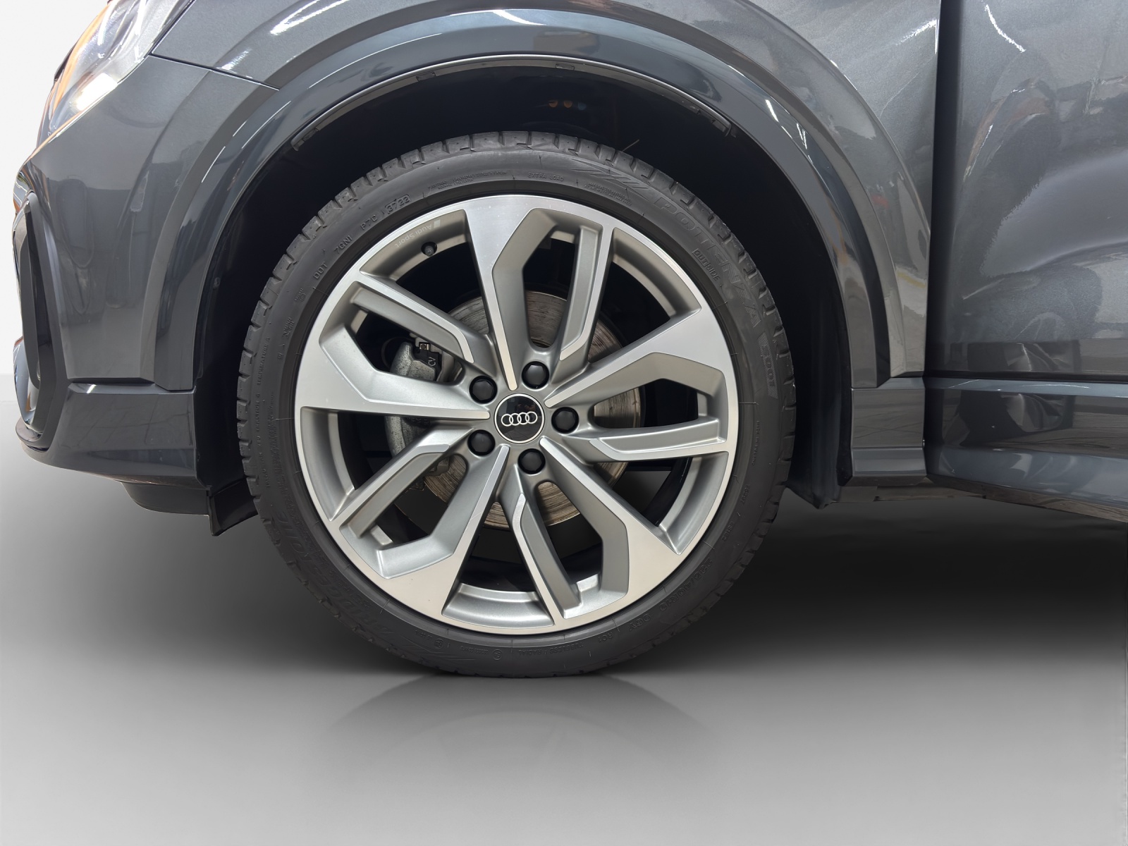 AUDI Q2 35 TFSI S line S-tronic-image-13