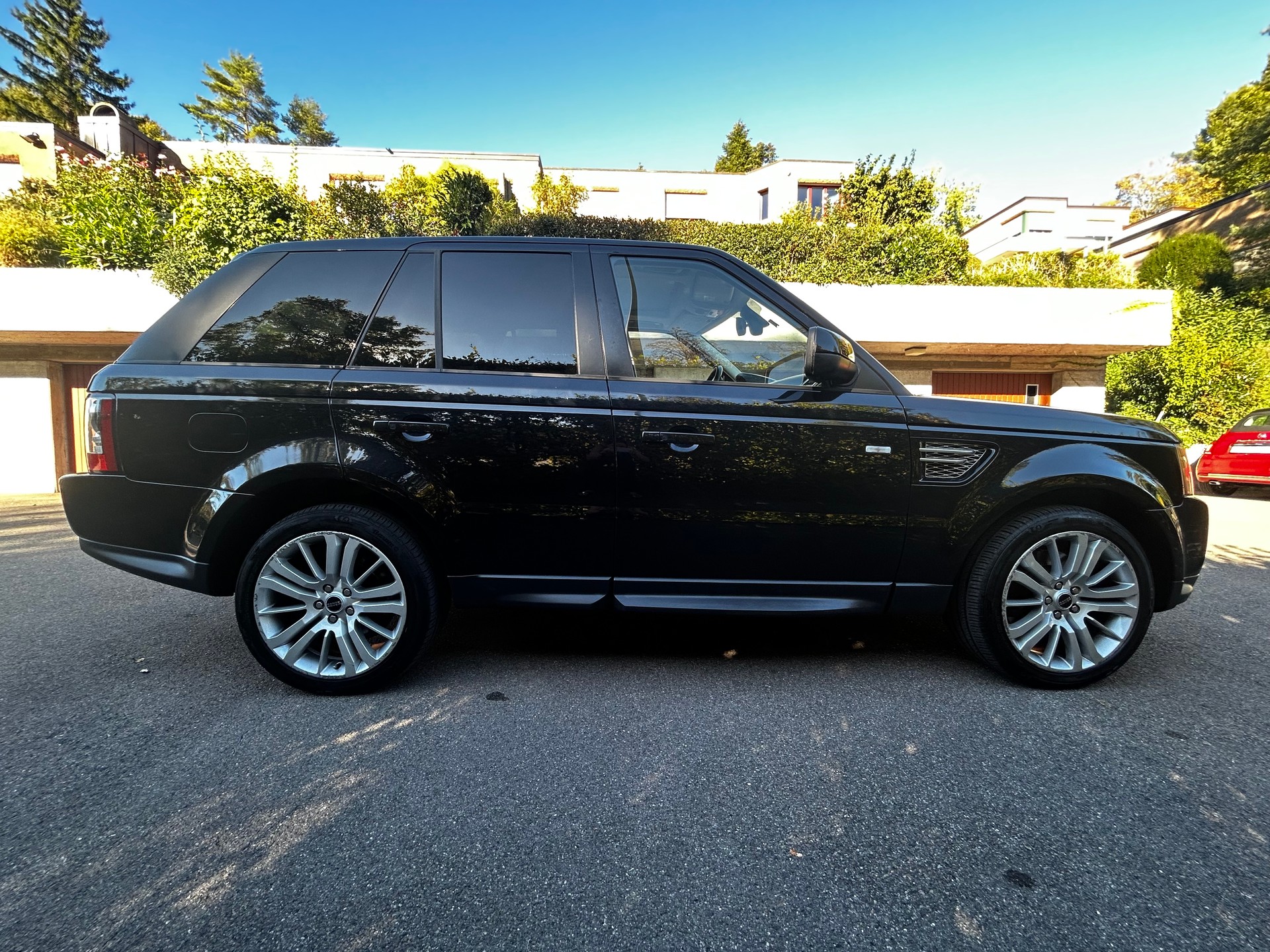 LAND ROVER 3.0 SDV6 HSE-image-1