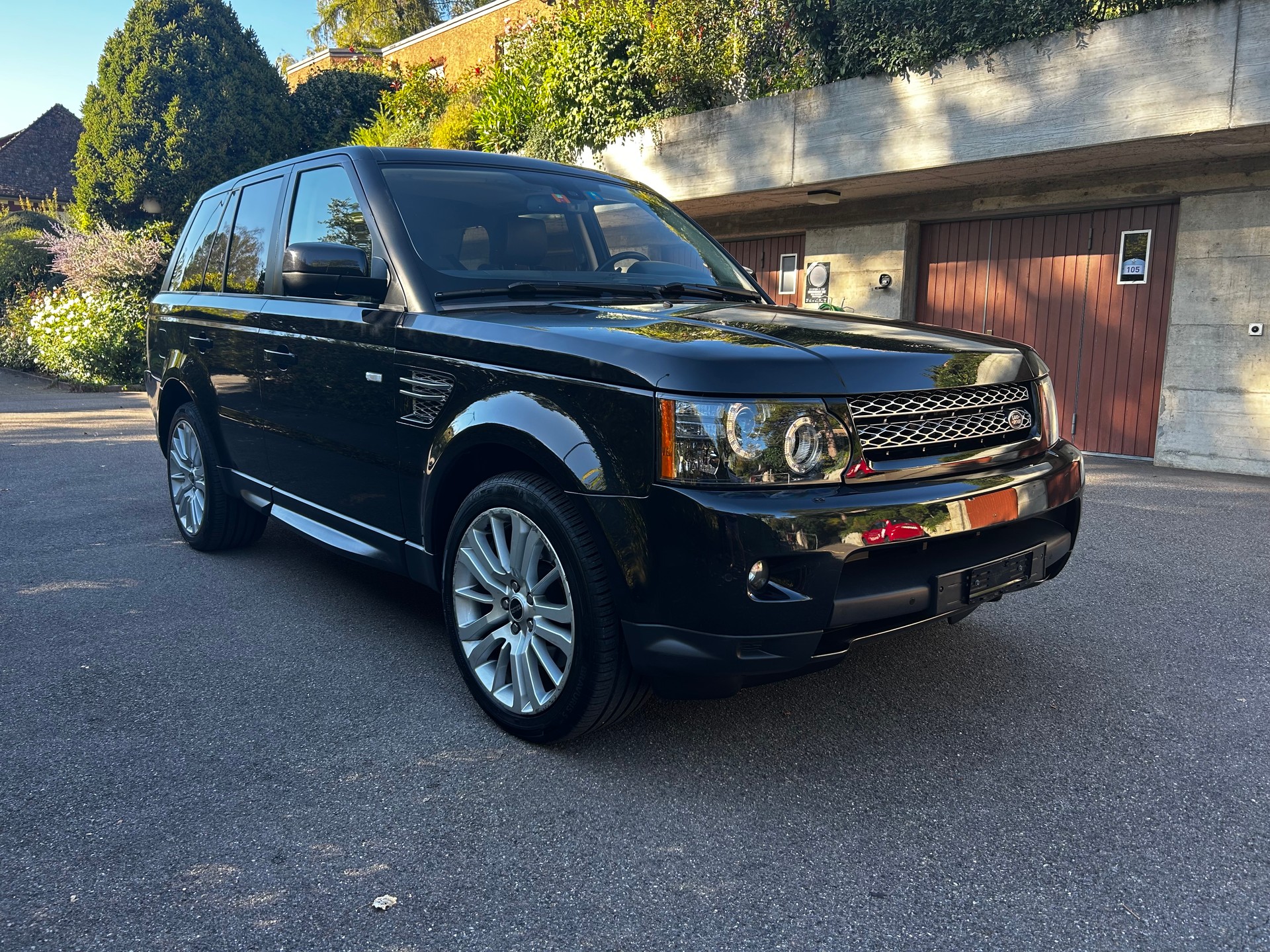 LAND ROVER 3.0 SDV6 HSE-image-0