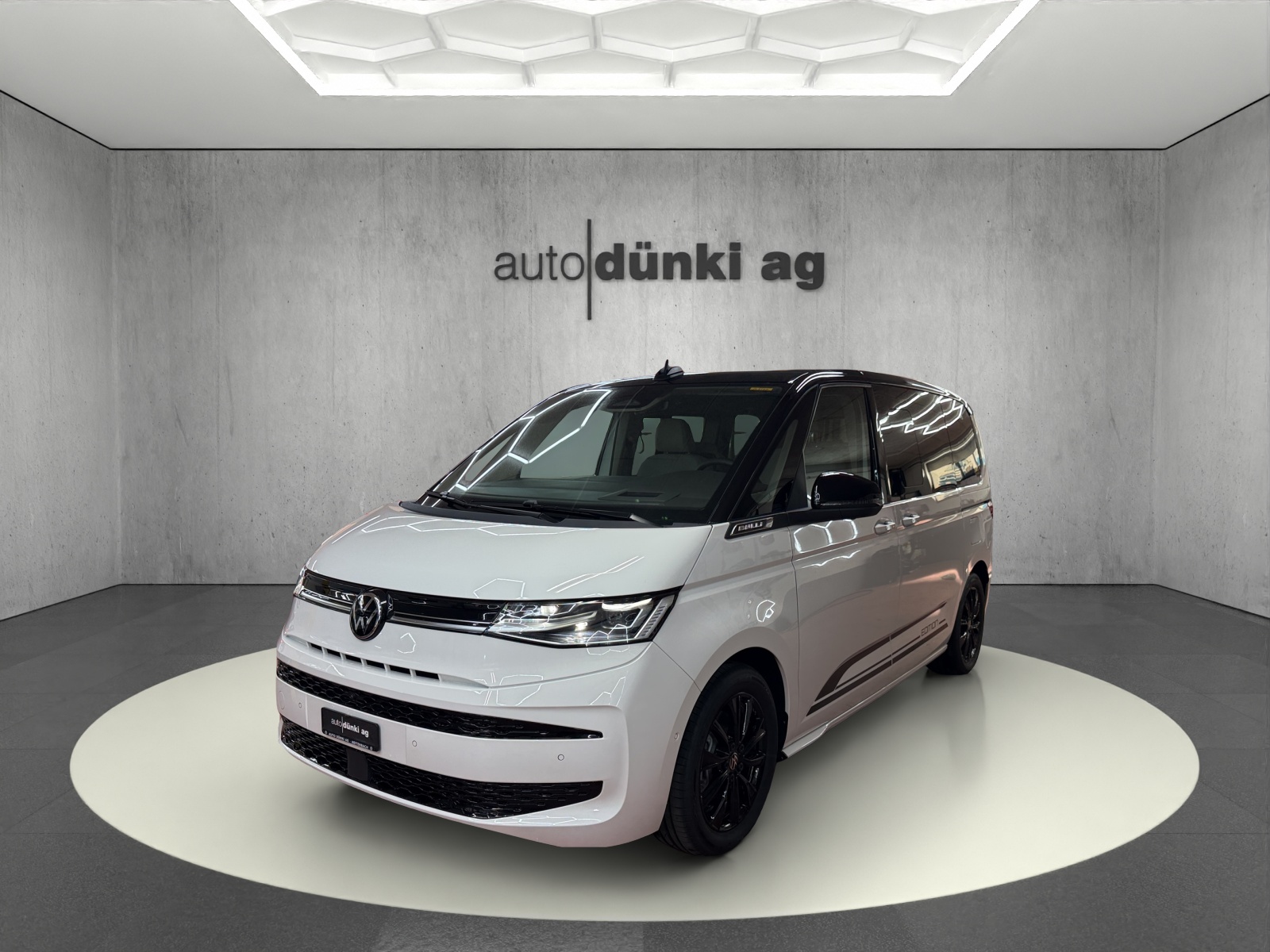 VW Multivan 1.5 eHybrid Life Edition 4Motion DSG-image-0