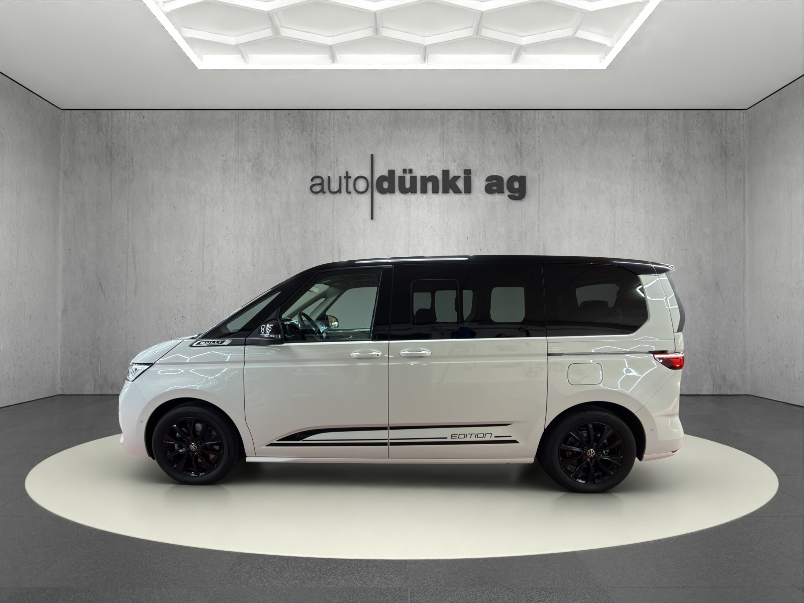 VW Multivan 1.5 eHybrid Life Edition 4Motion DSG-image-12