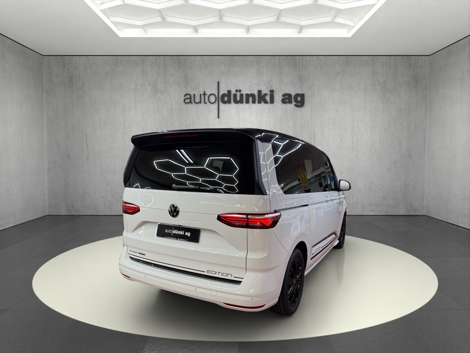 VW Multivan 1.5 eHybrid Life Edition 4Motion DSG-image-2