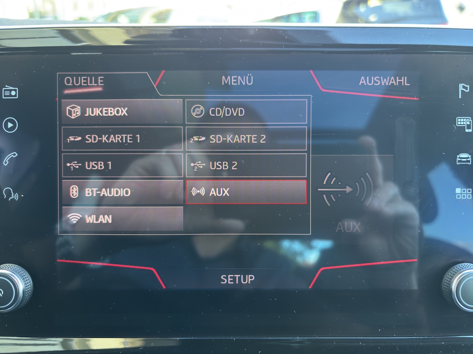 SEAT Tarraco 2.0TSI Xcellence 4Drive DSG mit 7 Sitzen, Panorama-Ausstell-/Schiebedach & Winterräder-image-21
