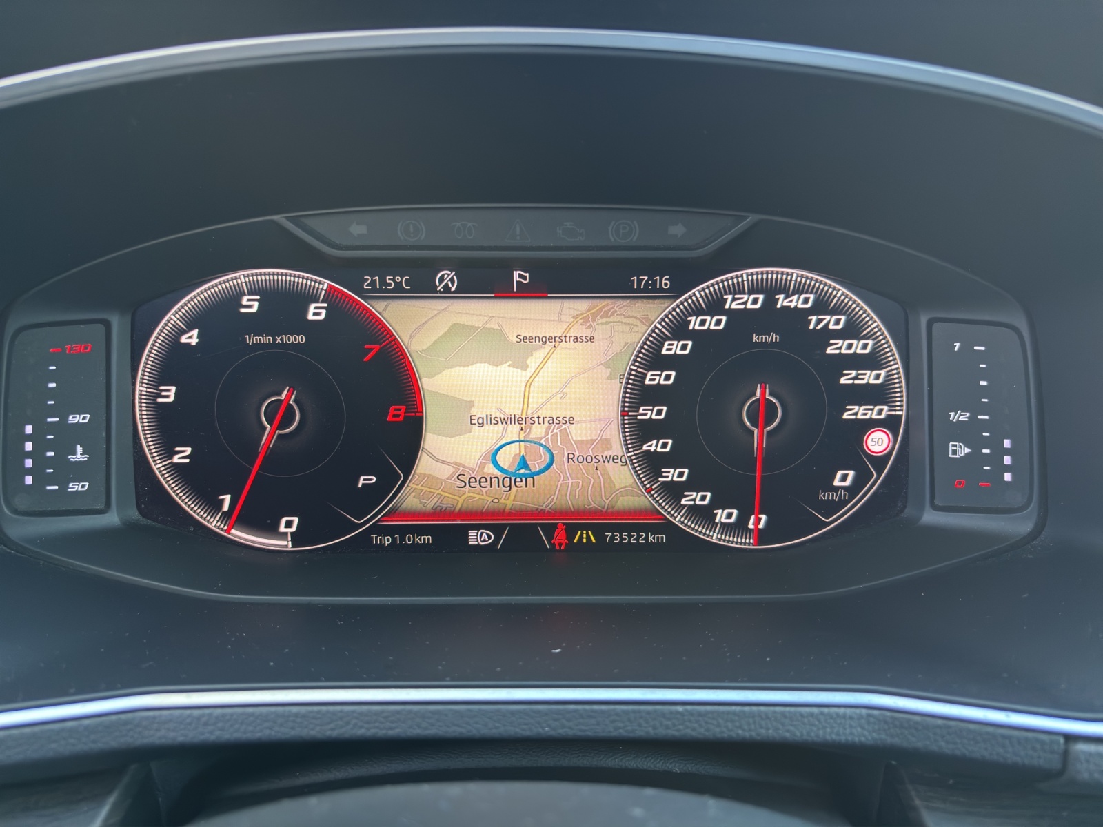 SEAT Tarraco 2.0TSI Xcellence 4Drive DSG mit 7 Sitzen, Panorama-Ausstell-/Schiebedach & Winterräder-image-14