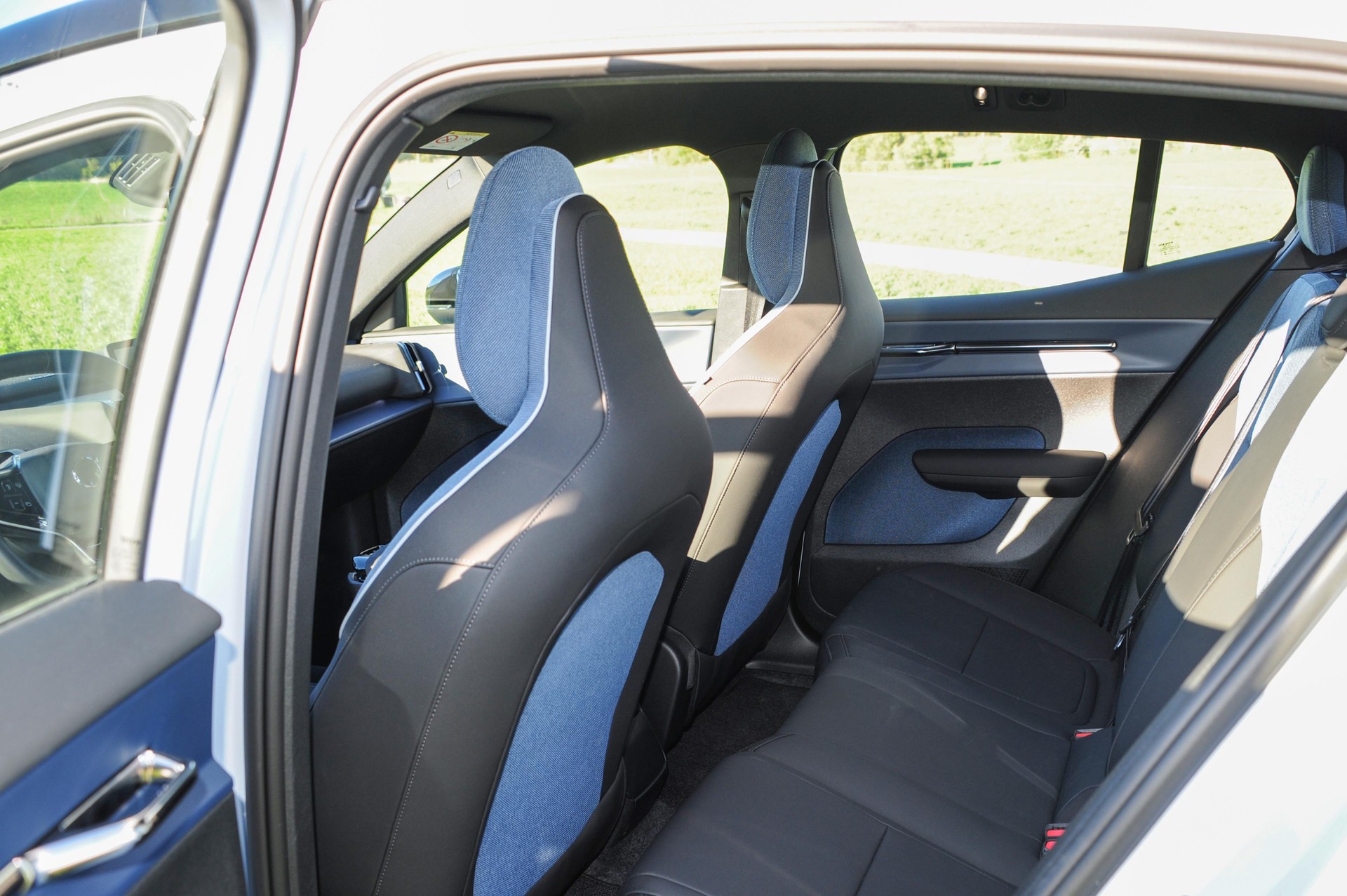VOLVO EX30 E60 Plus-image-3