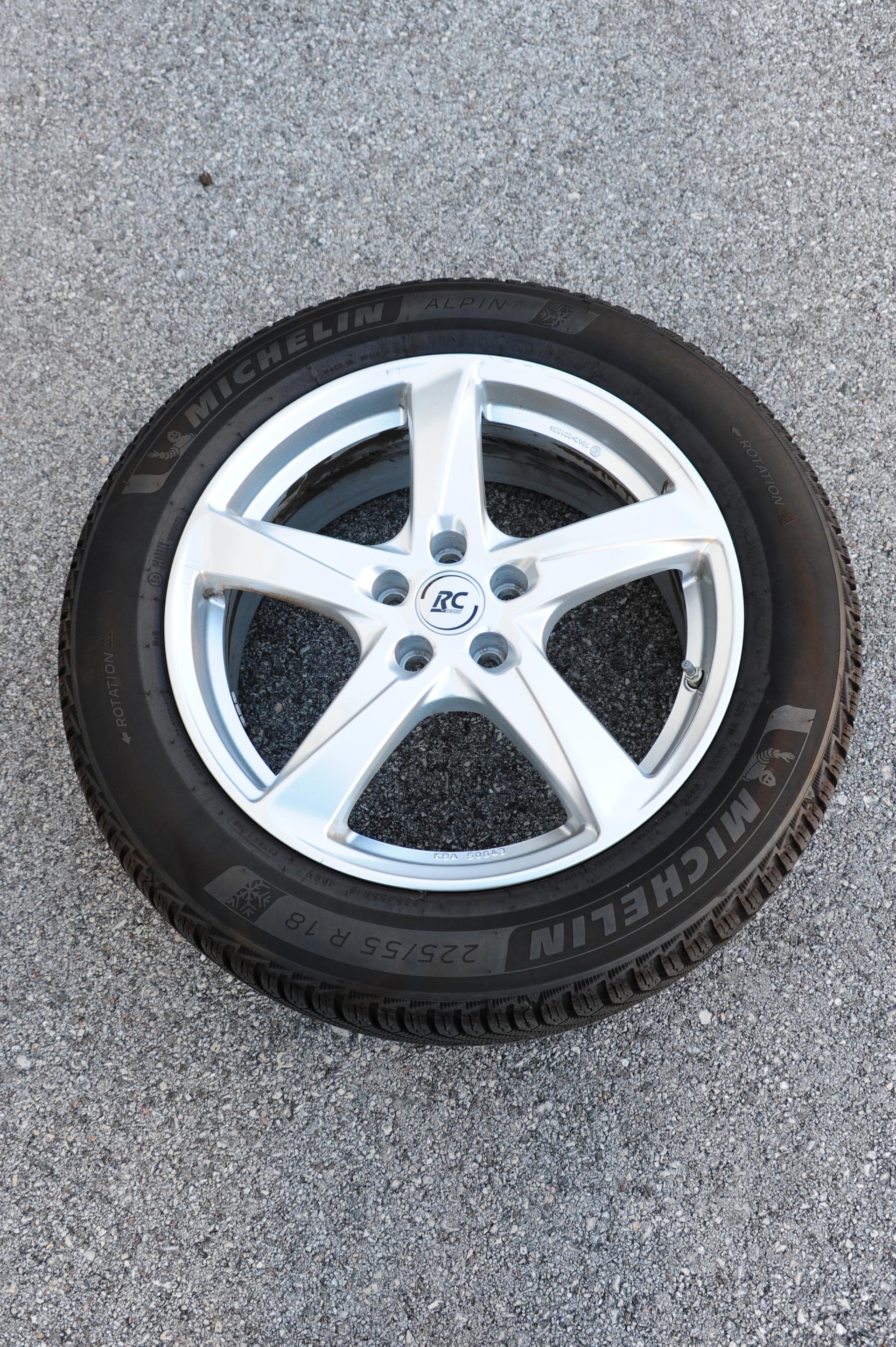 VOLVO EX30 E60 Plus-image-5