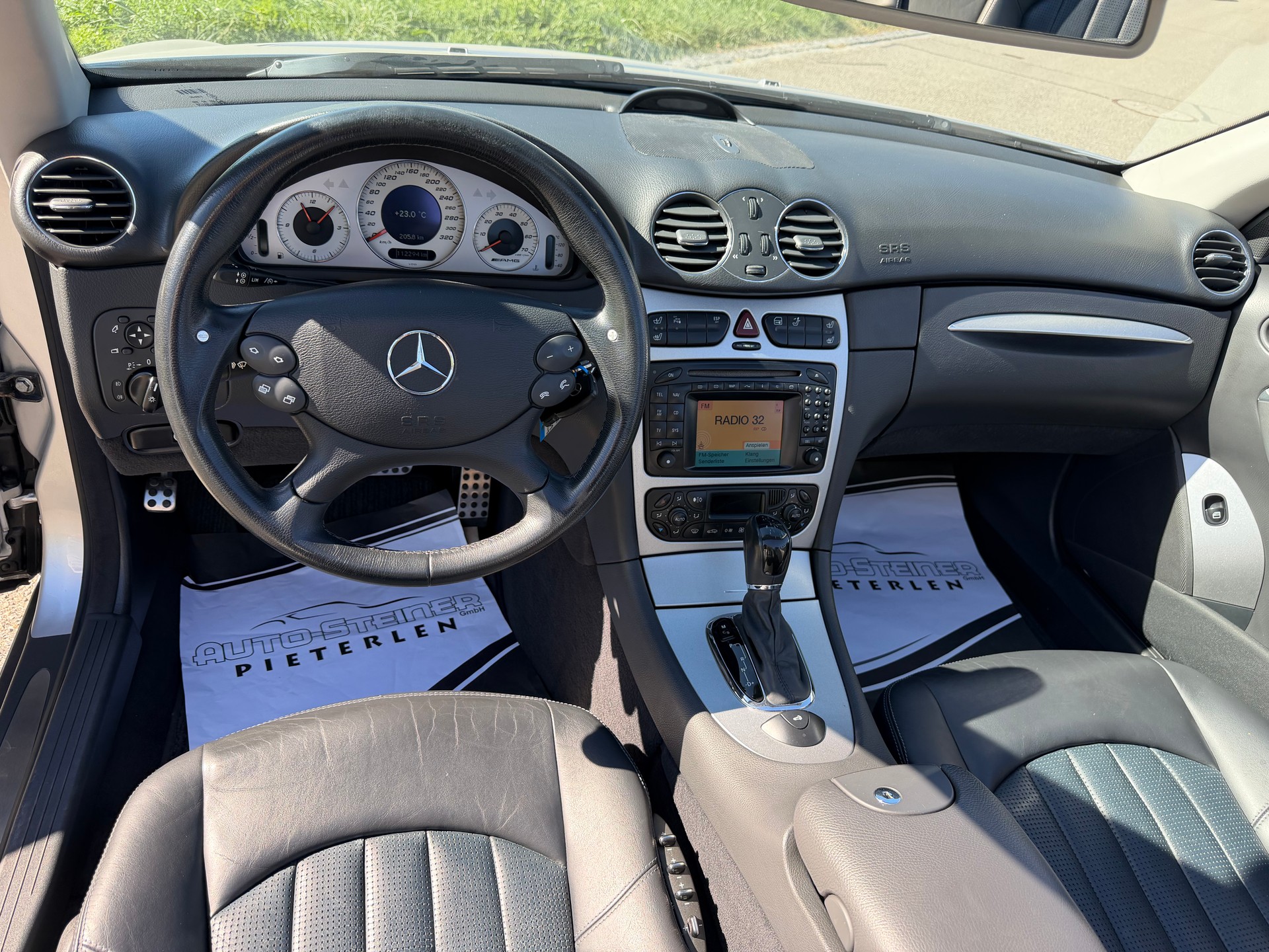 MERCEDES-BENZ CABRIO "CLK 55 AMG" AVANTGARDE AUTOMAT. TOP ZUSTAND !! KULT FAHRZEUG. AB MFK VOLL OPTIONEN !! LORINSER RÄDER.-image-27
