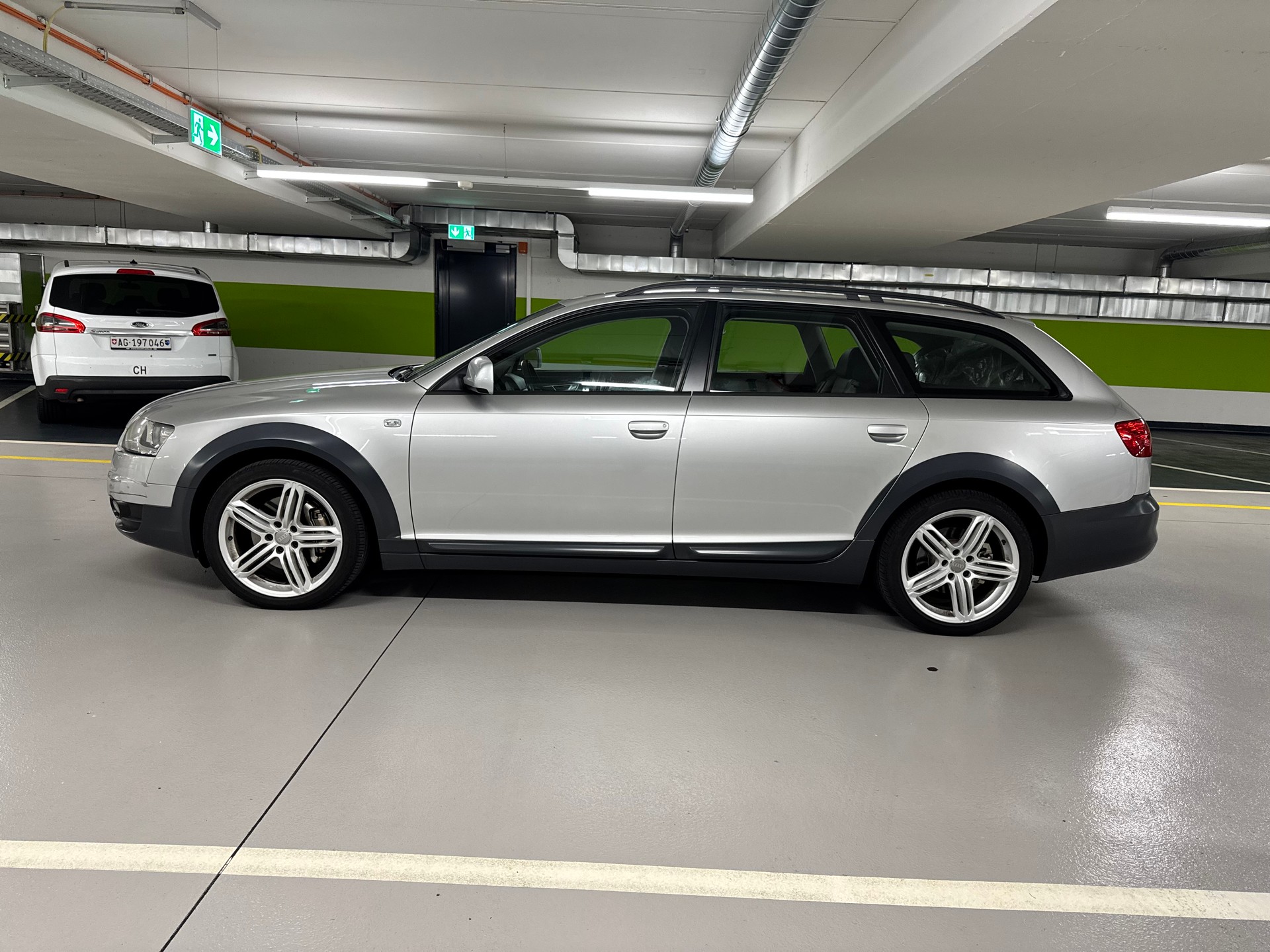 AUDI A6 allroad 3.0 TDI quattro-image-7