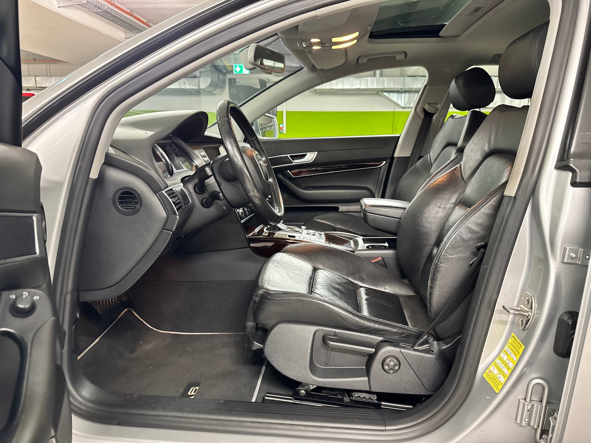 AUDI A6 allroad 3.0 TDI quattro-image-15