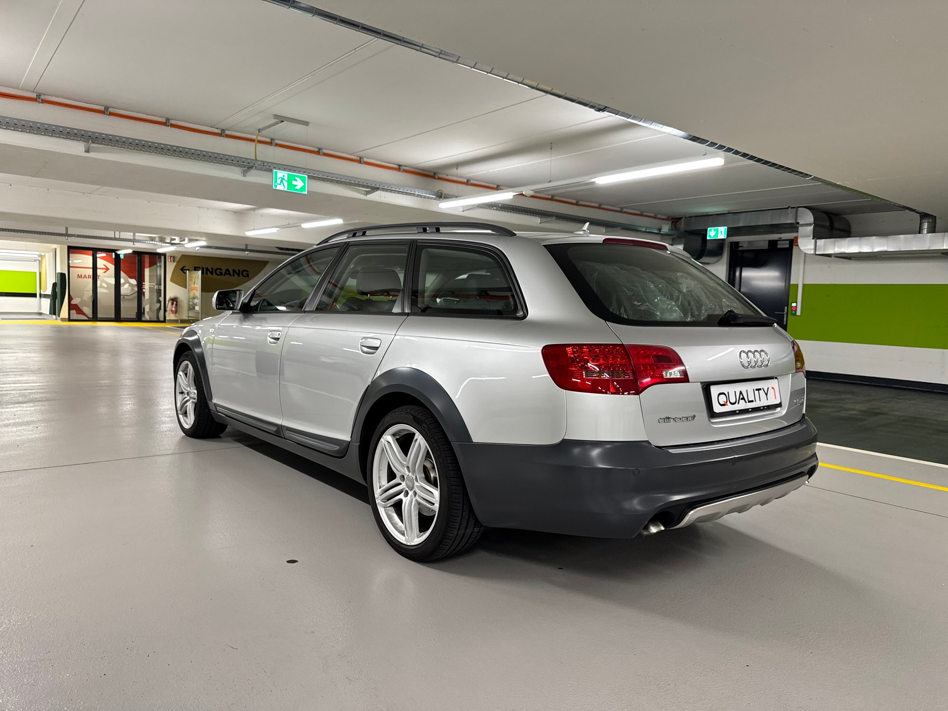 AUDI A6 allroad 3.0 TDI quattro-image-6